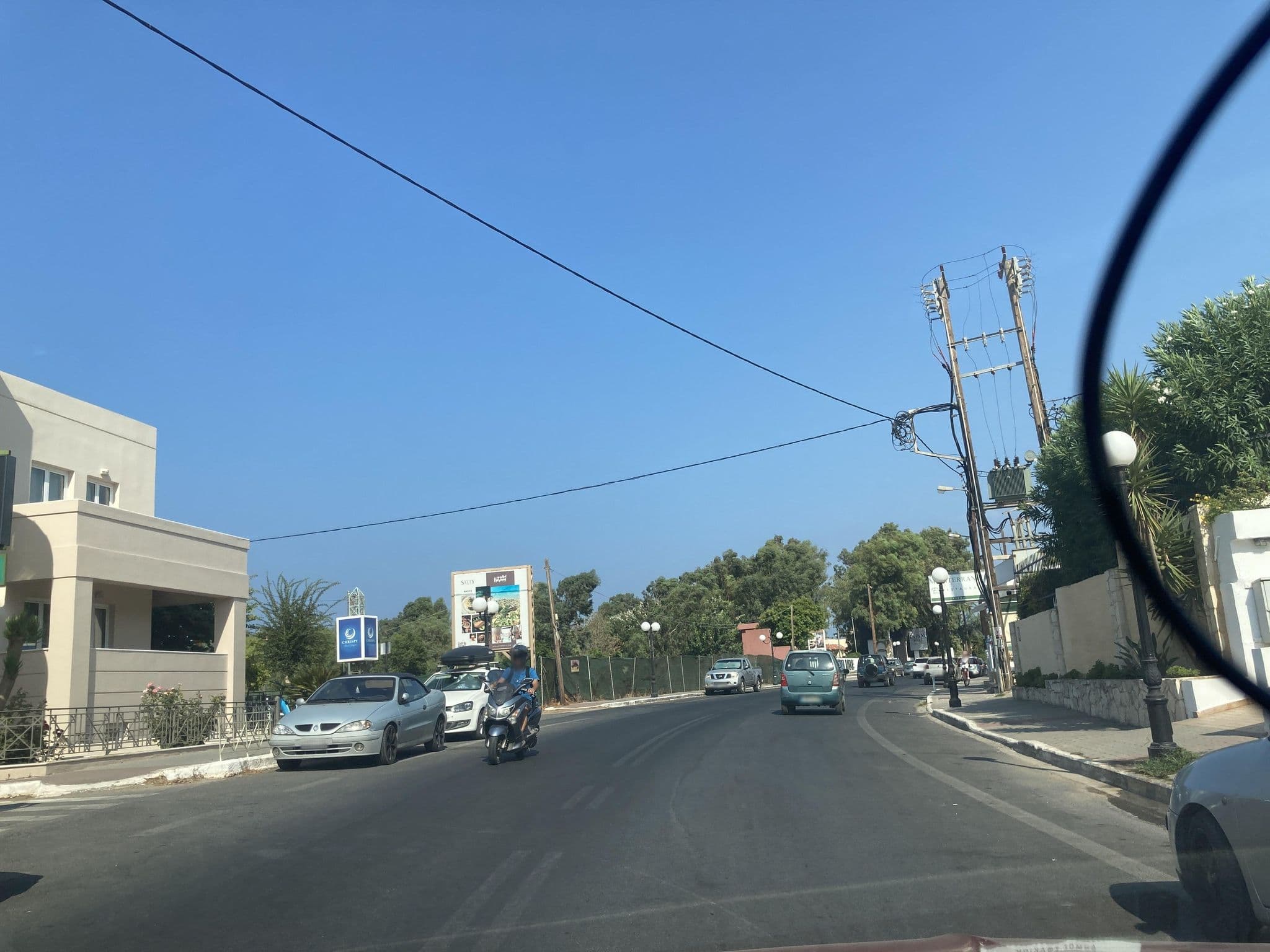 Street view near APLADAS APARTMENTS, Galatás — © fod (CC BY-SA · Mapillary)