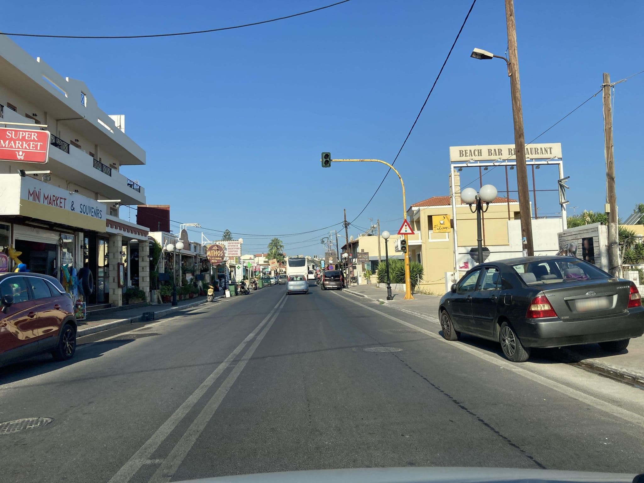 Street view near Agis Apartments, Galatás — © fod (CC BY-SA · Mapillary)