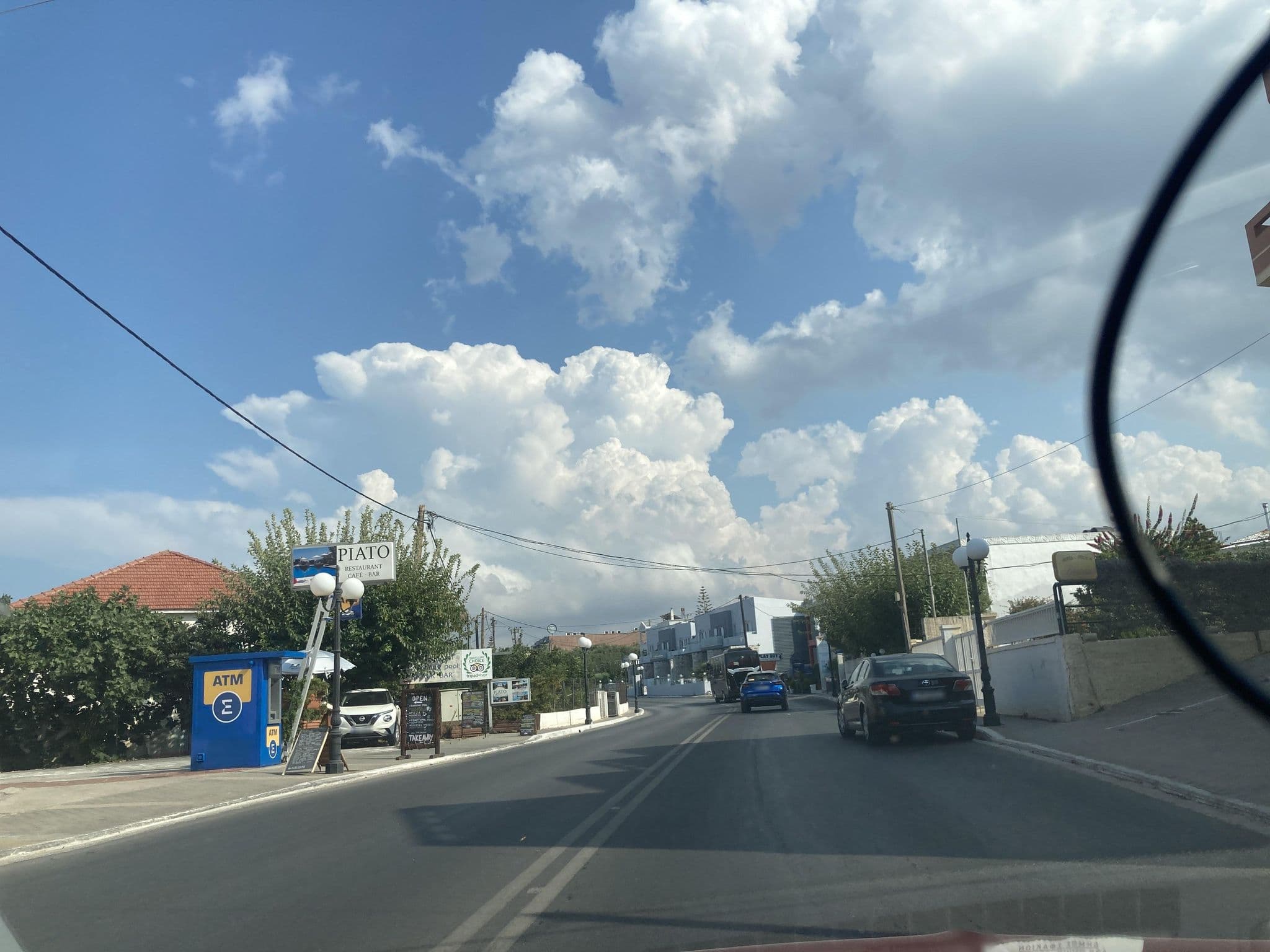 Street view near Elizabeth Suites, Darátsos — © fod (CC BY-SA · Mapillary)