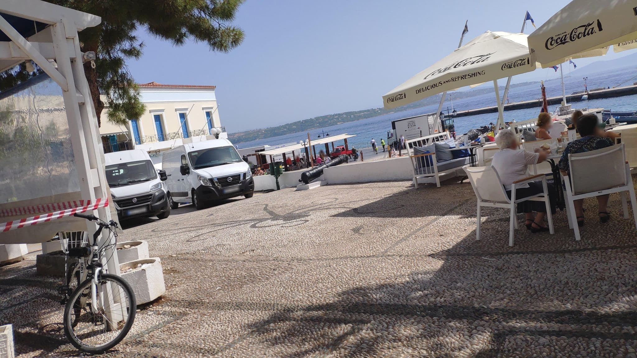 Street view near Star hotel, Spétses — © pppetros (CC BY-SA · Mapillary)