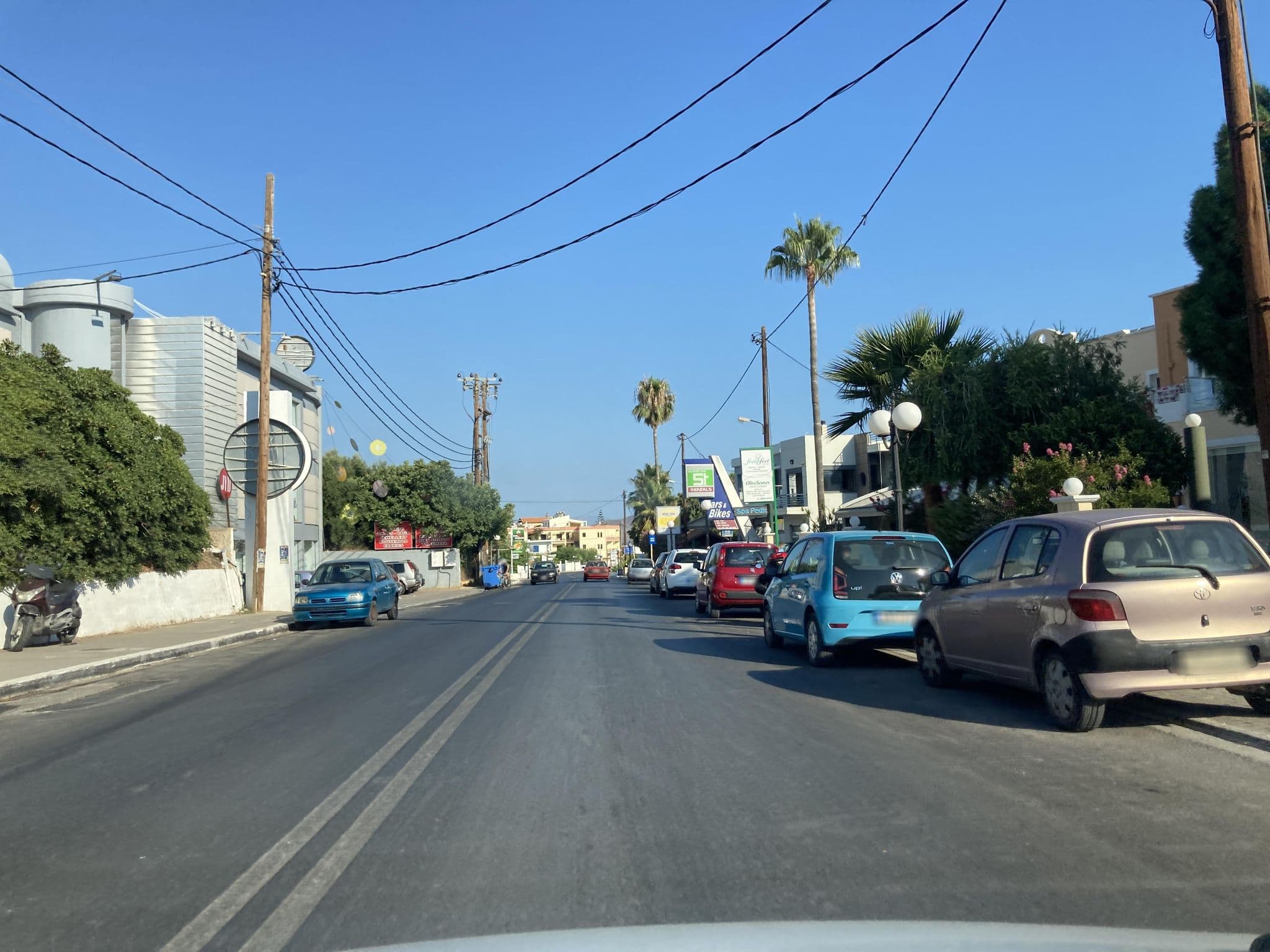 Street view near Hotel Folia, Darátsos — © fod (CC BY-SA · Mapillary)
