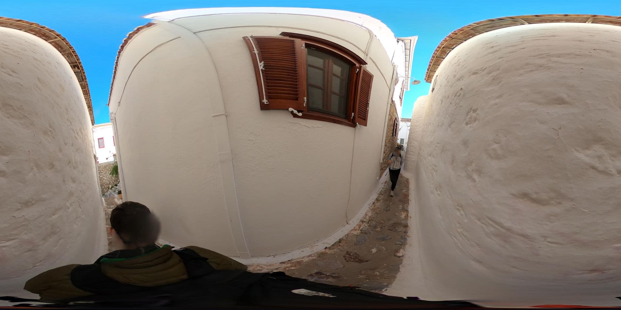 Street view near Paradiso, Ýdra — © thompsondt (CC BY-SA · Mapillary)