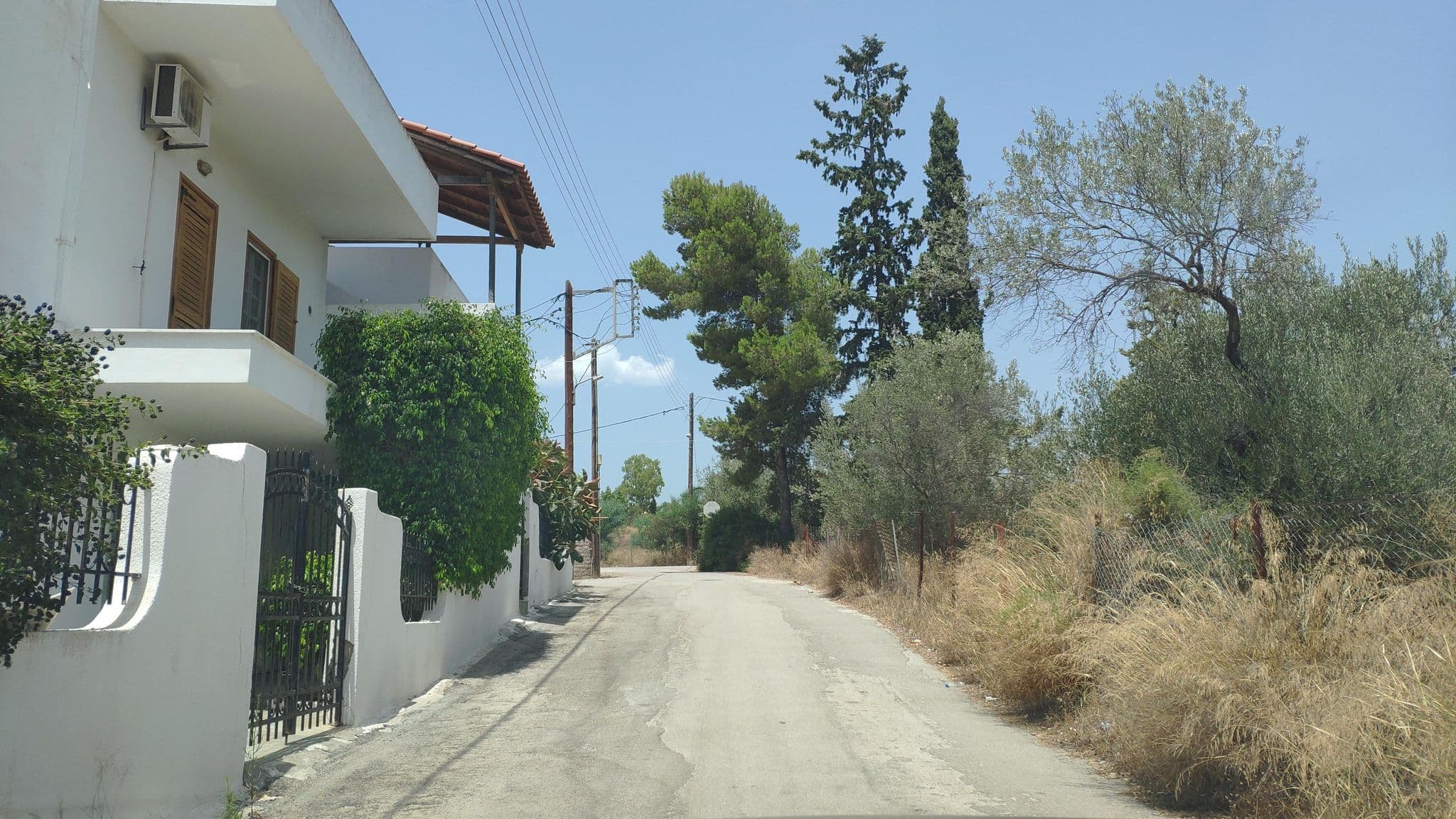 Street view near Porto Heli Apartments And Studios, Pórto Chéli — © pppetros (CC BY-SA · Mapillary)