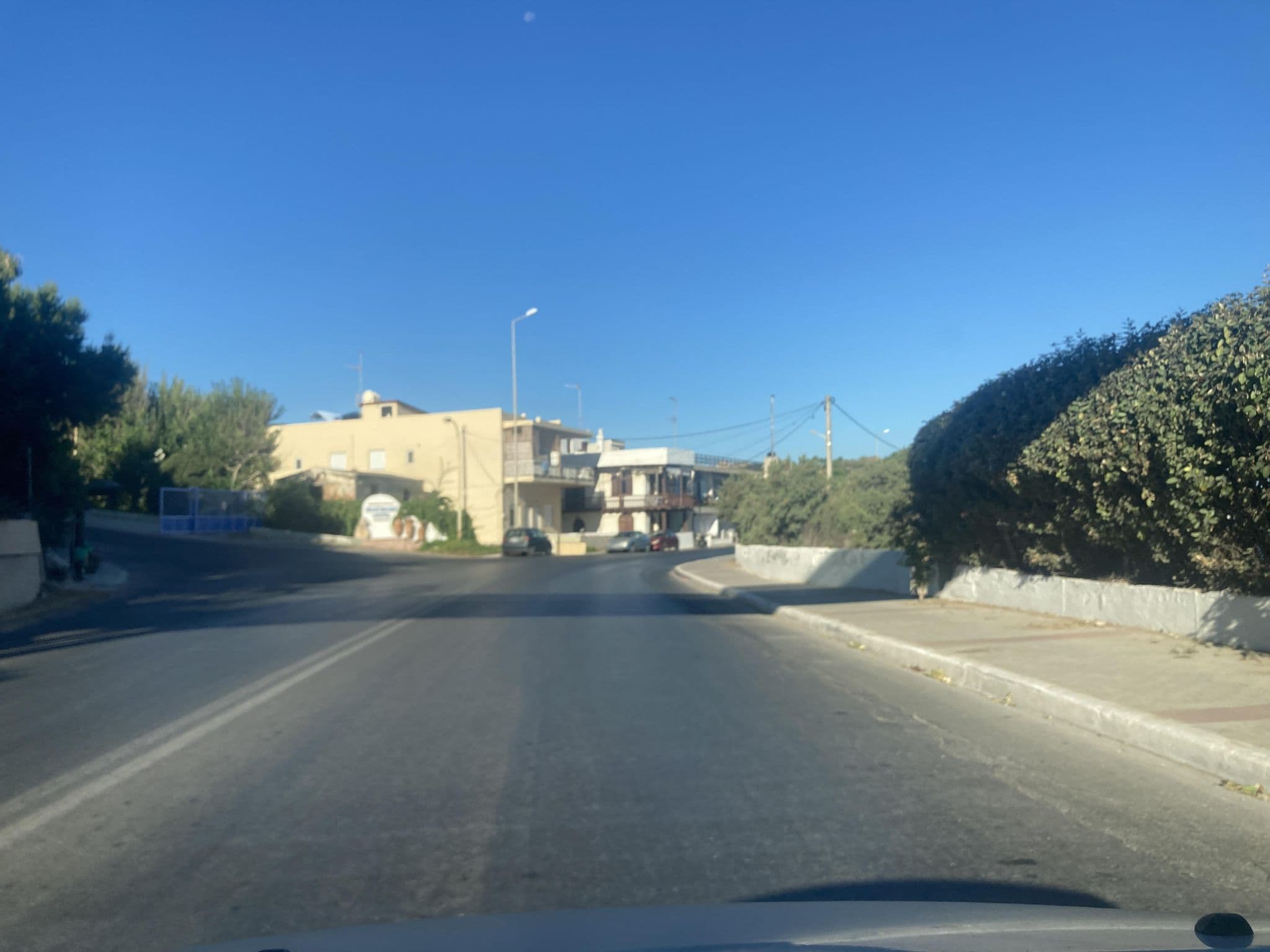 Street view near Panorama Blue Swimming Pool, Galatás — © fod (CC BY-SA · Mapillary)