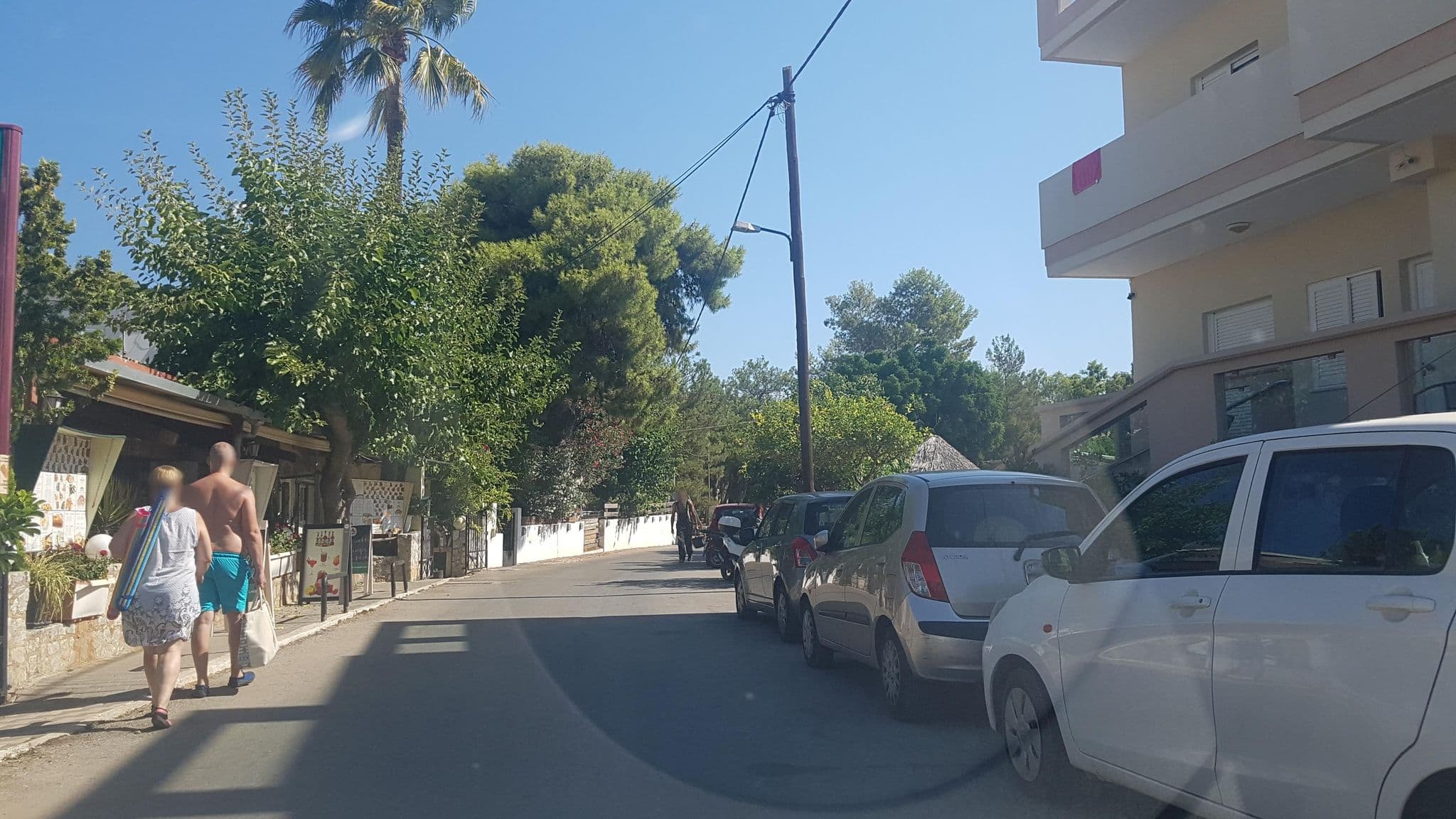Street view near Ινεα Hotel, Darátsos — © dsmm (CC BY-SA · Mapillary)