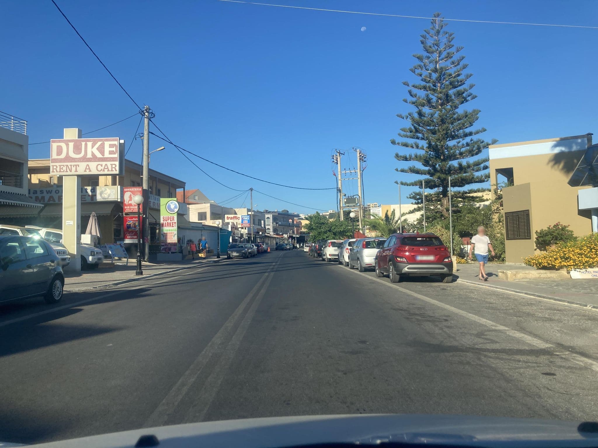 Street view near Marina Sands Art Hotel, Galatás — © fod (CC BY-SA · Mapillary)