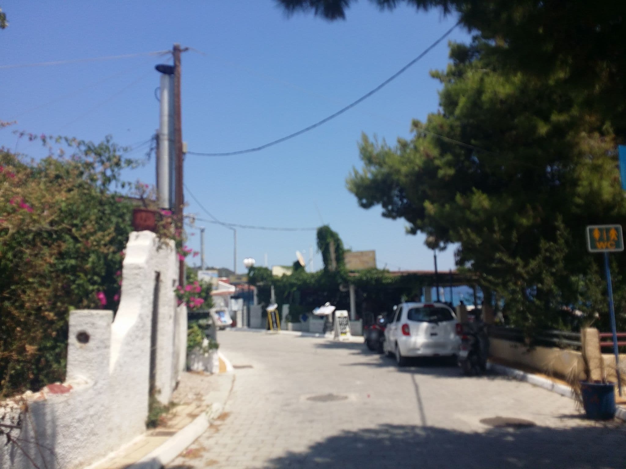 Street view near Hotel Liberty 1, Kypséli — © pppetros (CC BY-SA · Mapillary)