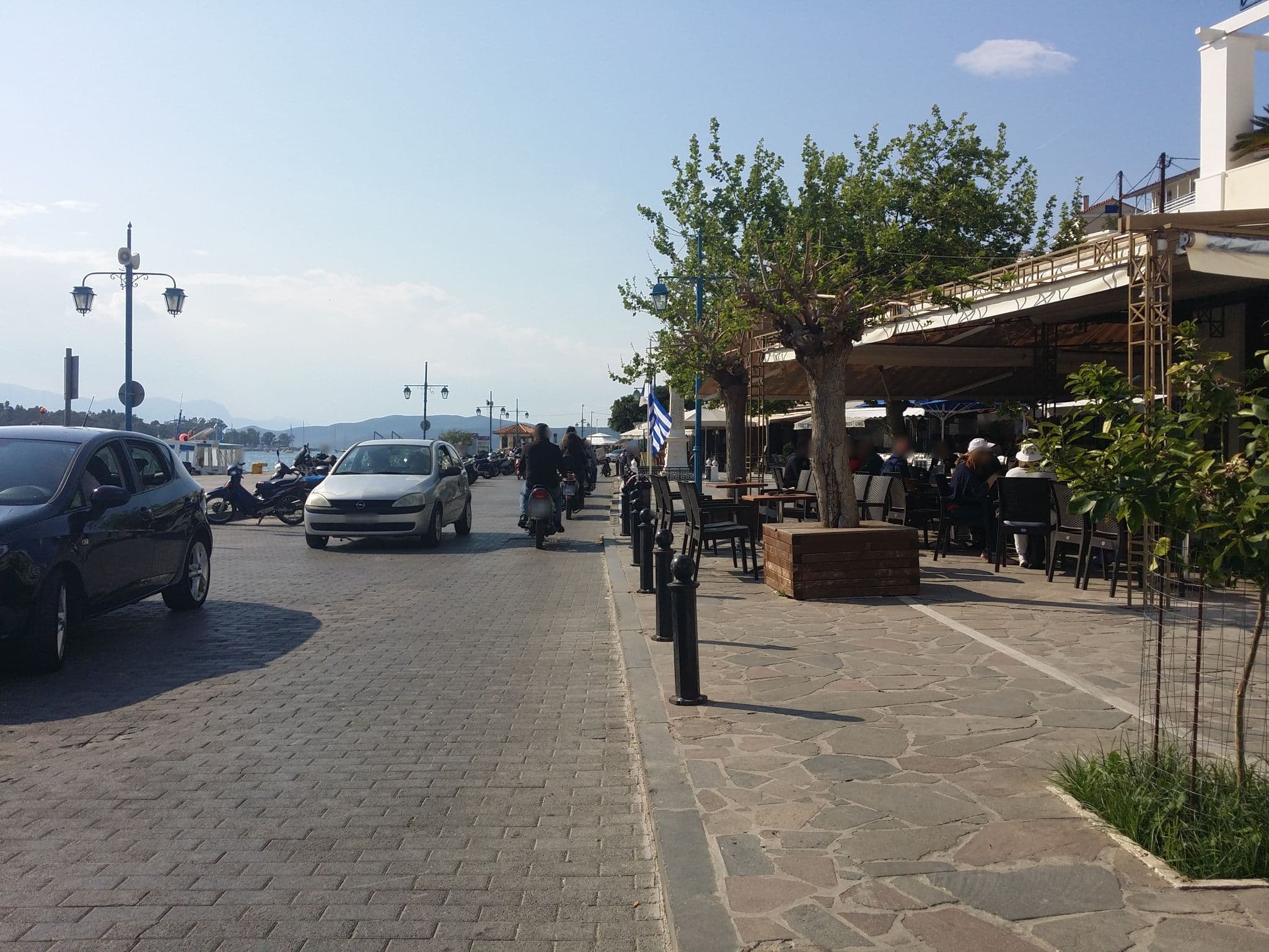 Street view near 7 Brothers Hotel, Póros — © pppetros (CC BY-SA · Mapillary)