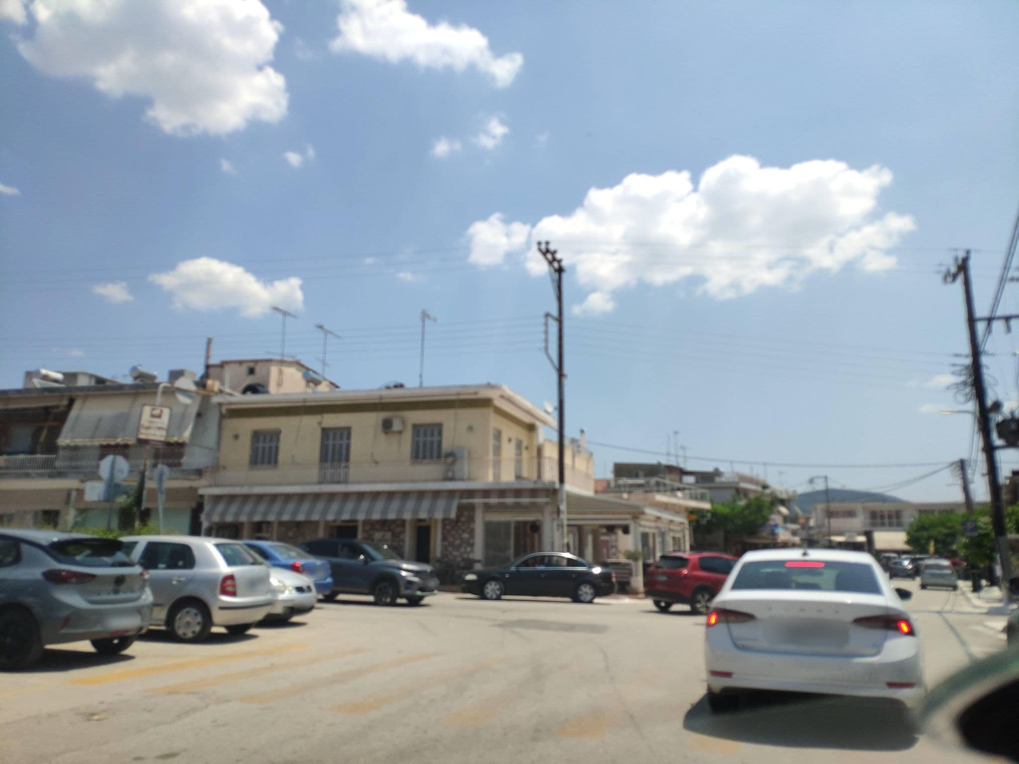 Street view near Eden Beach Plaka Hotel, Drépanon — © pppetros (CC BY-SA · Mapillary)