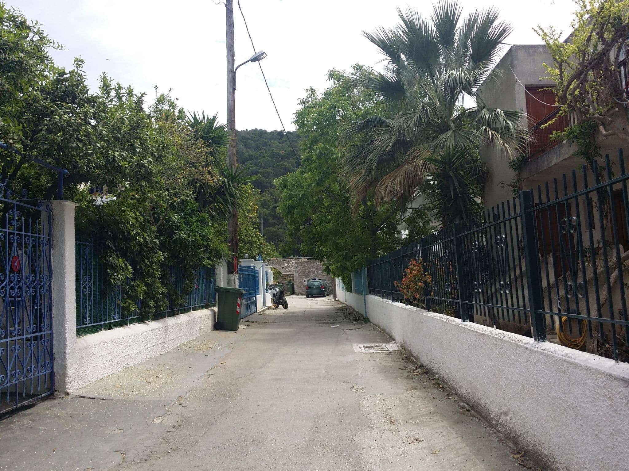 Street view near Villa Muses, Póros — © pppetros (CC BY-SA · Mapillary)