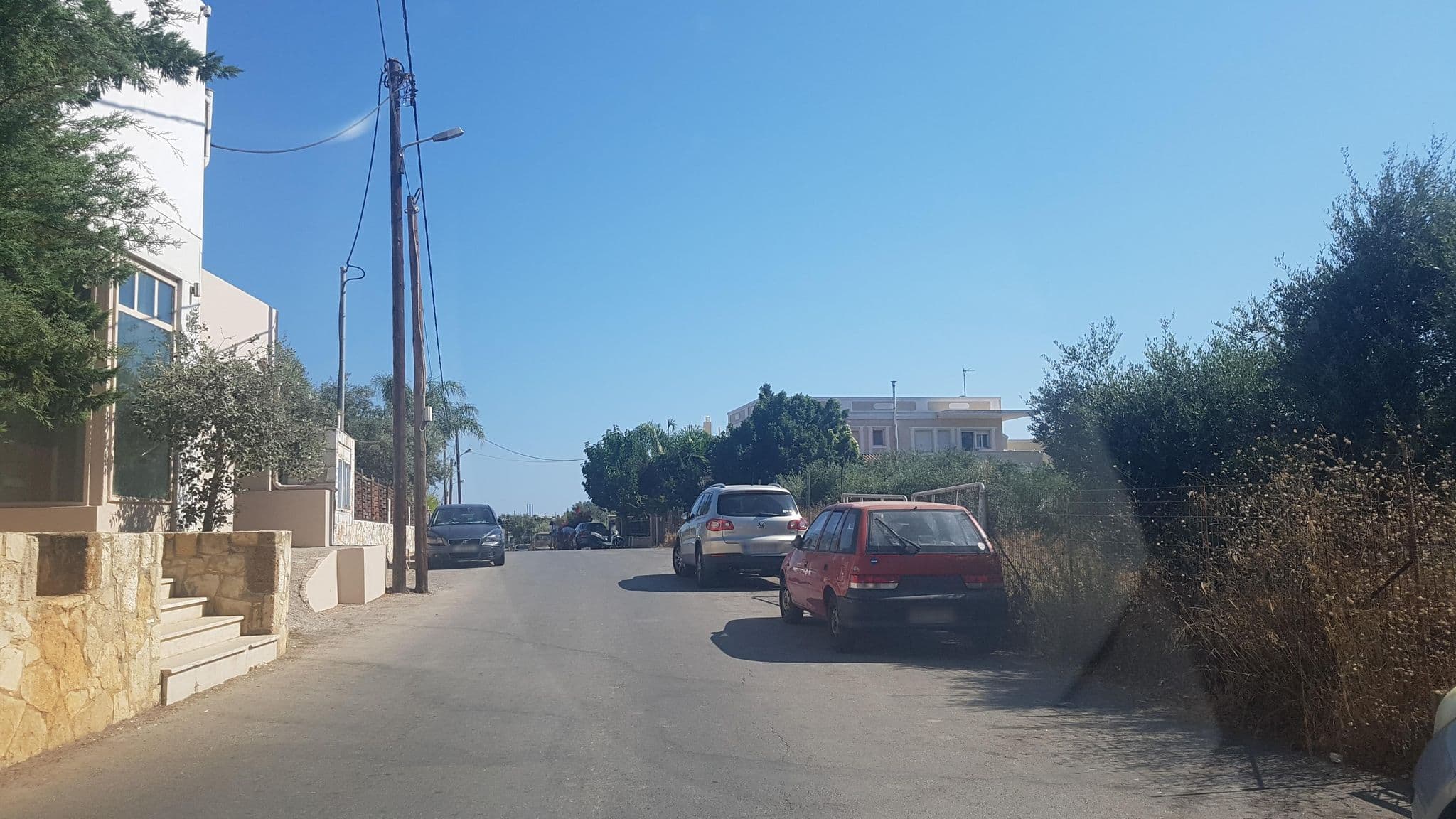 Street view near Harmony Apartments, Darátsos — © dsmm (CC BY-SA · Mapillary)