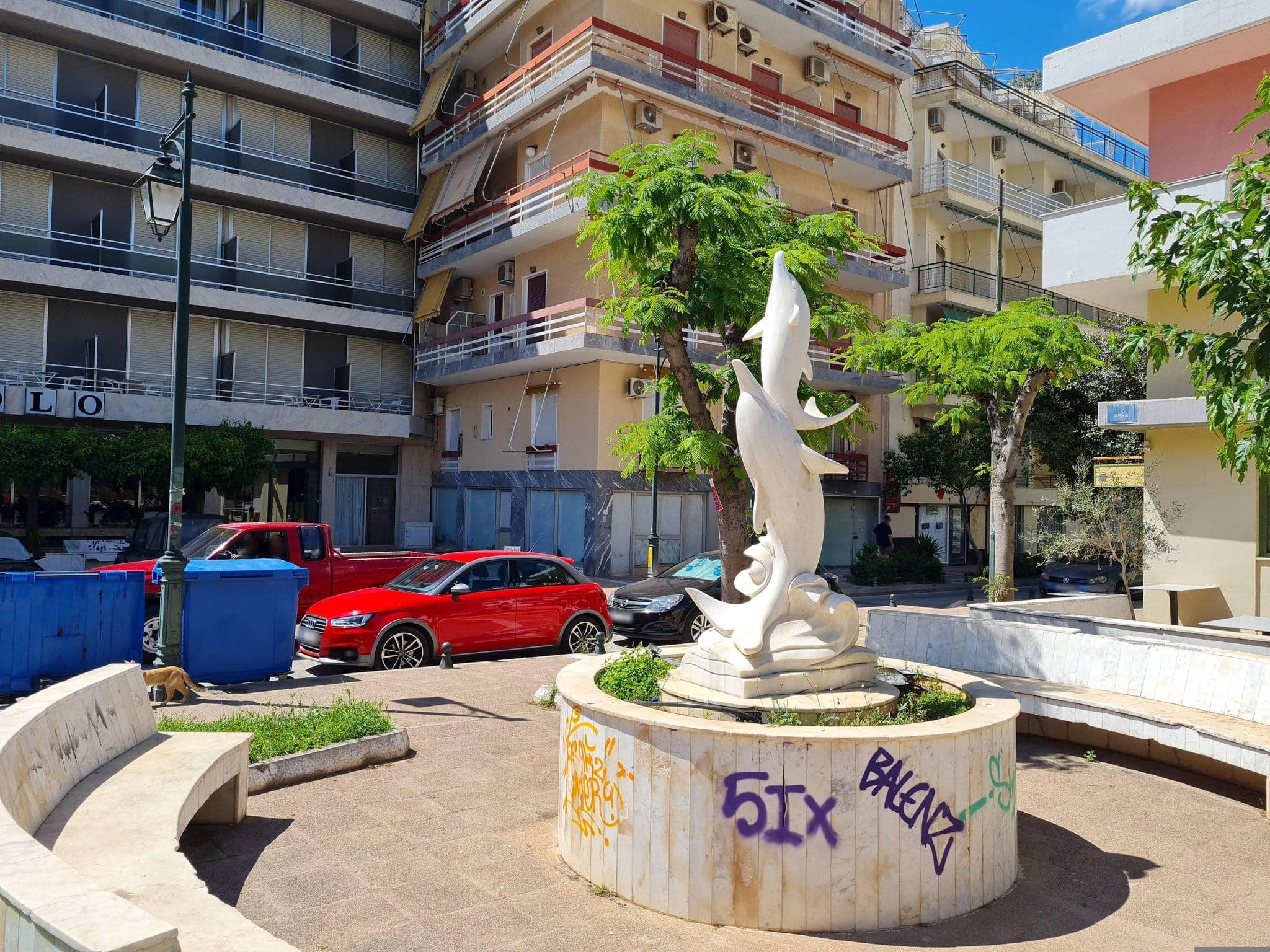 Street view near Hotel Paolo, Loutráki — © iav (CC BY-SA · Mapillary)