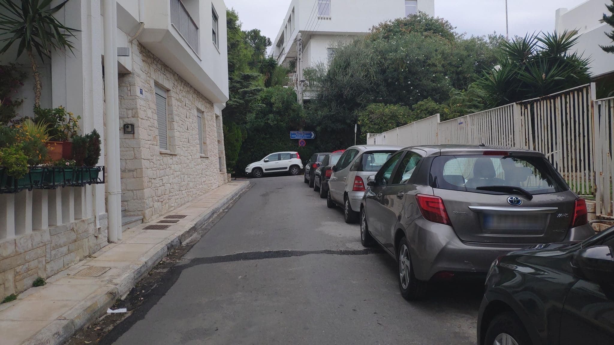 Street view near Bedwave Experience, Piraeus — © pppetros (CC BY-SA · Mapillary)