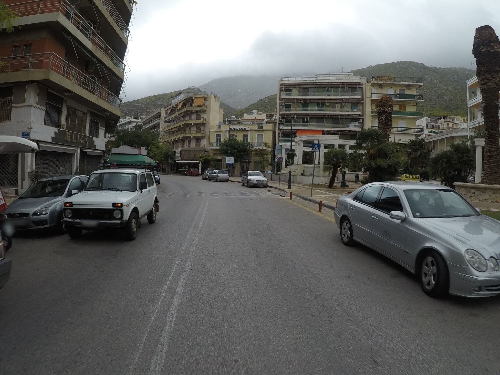 Street view near hotel vasilikon, Loutráki — © eneerhut (CC BY-SA · Mapillary)
