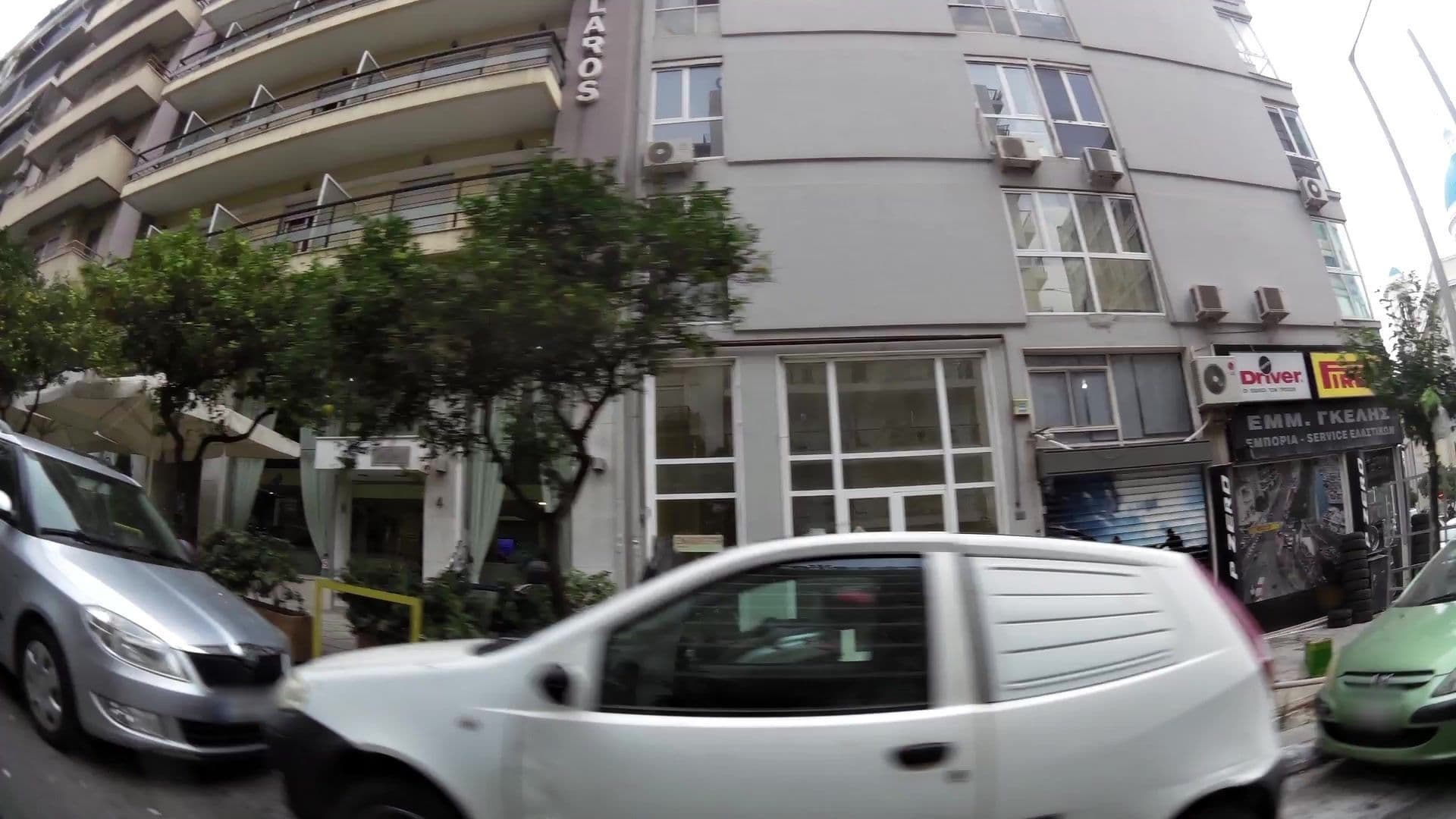 Street view near Ξενοδοχείο Γλαροσ, Piraeus — © kaartcam (CC BY-SA · Mapillary)
