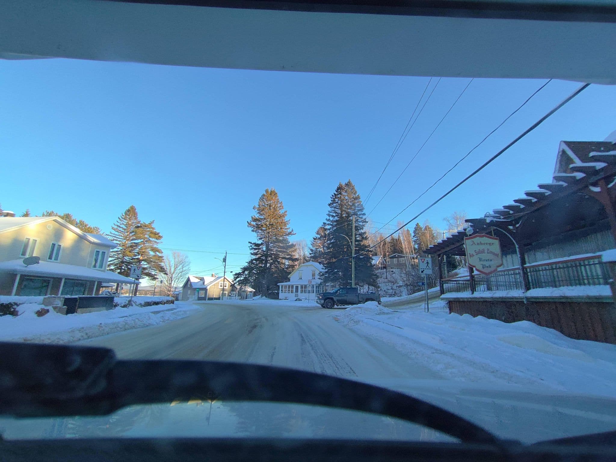 Street view near Auberge Au Soleil Levant, Lac-Mégantic — © kibour (CC BY-SA · Mapillary)