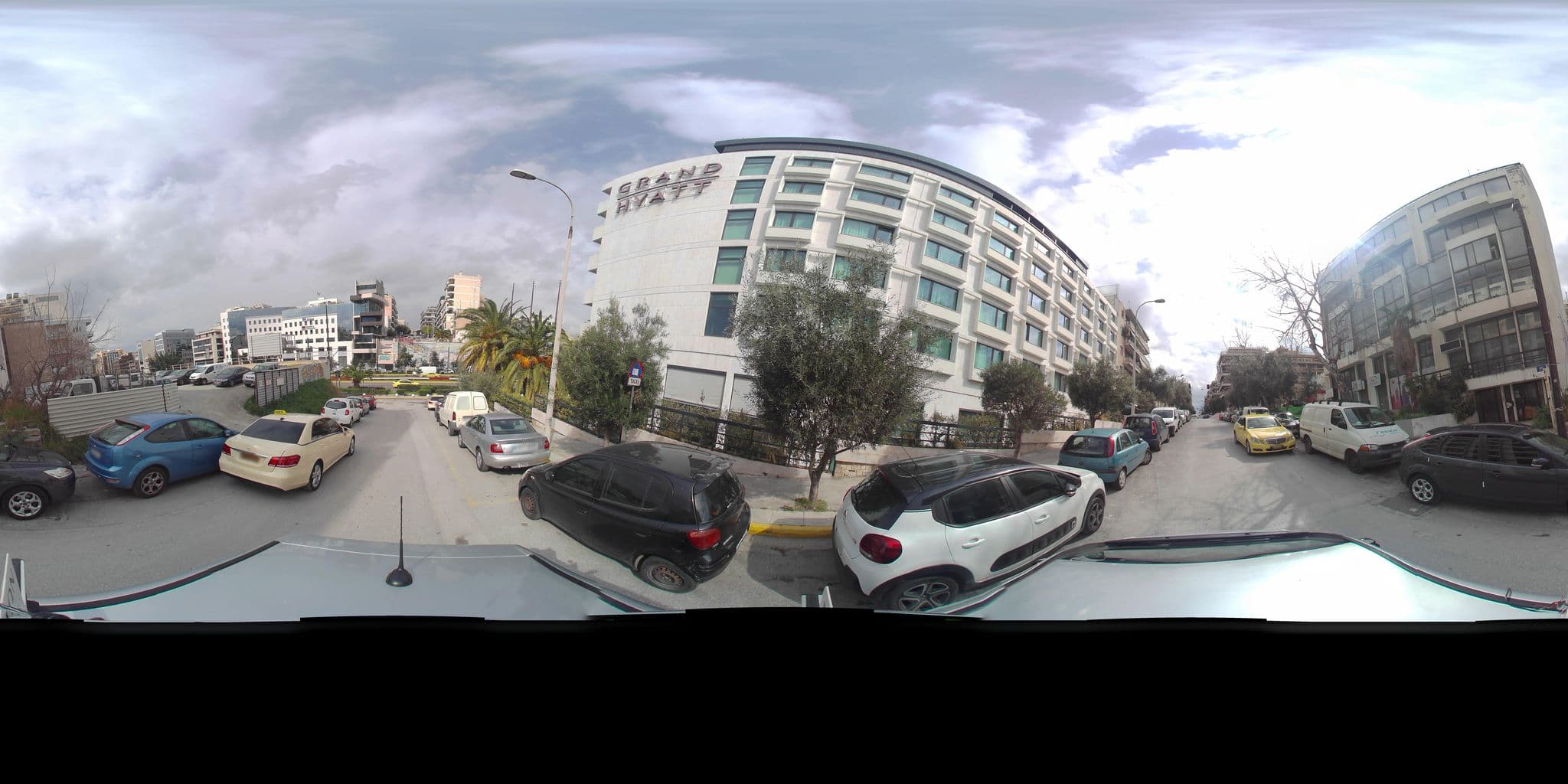 Street view near Ανωνυμη Ξενοδ/Κη & Τουρ/Κη Εταιρεια Αστυ, Néa Smýrni — © zaf3kala (CC BY-SA · Mapillary)