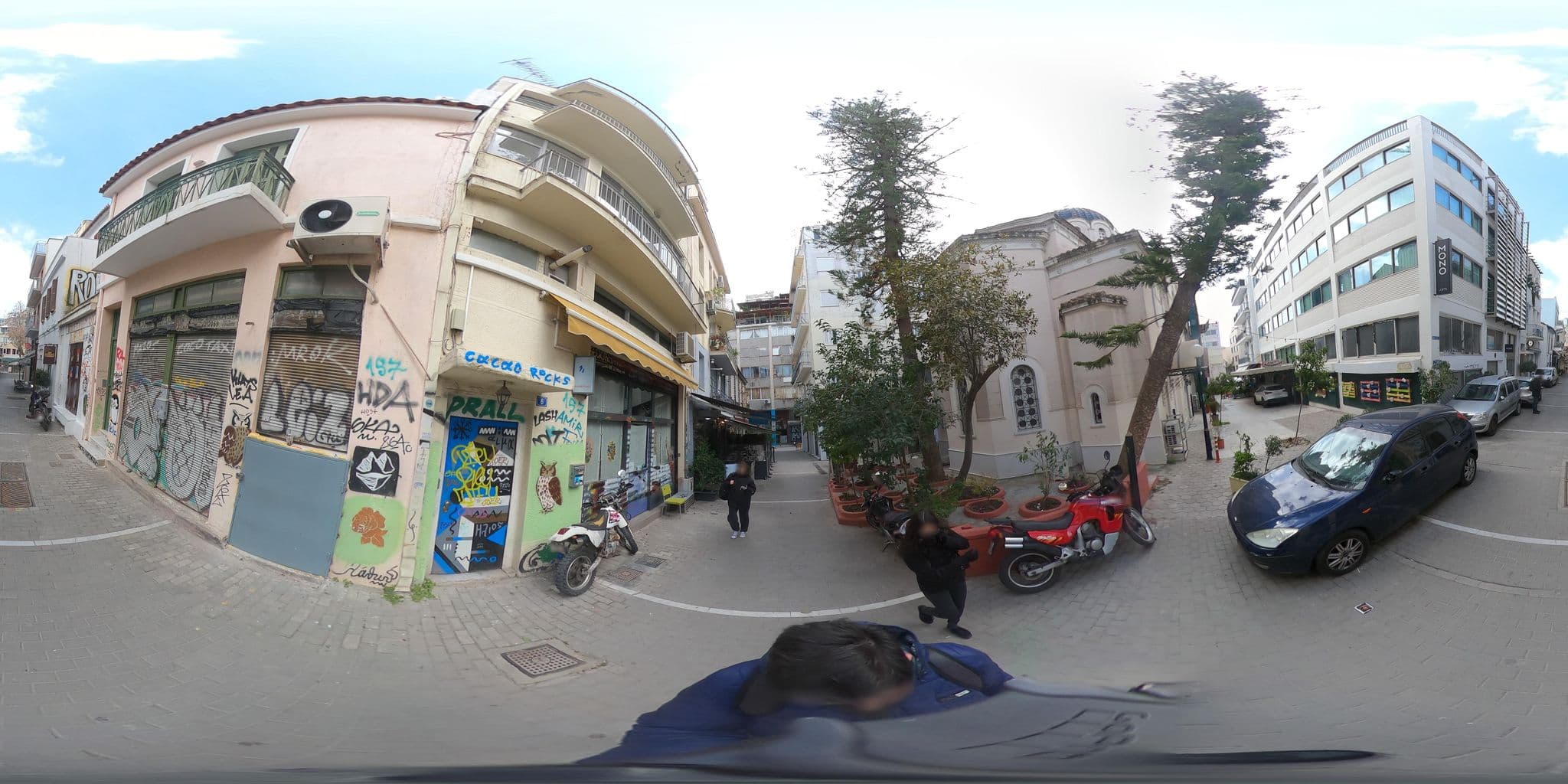 Street view near Verres A Weiss, Athens — © Elefthkonst (CC BY-SA · Mapillary)