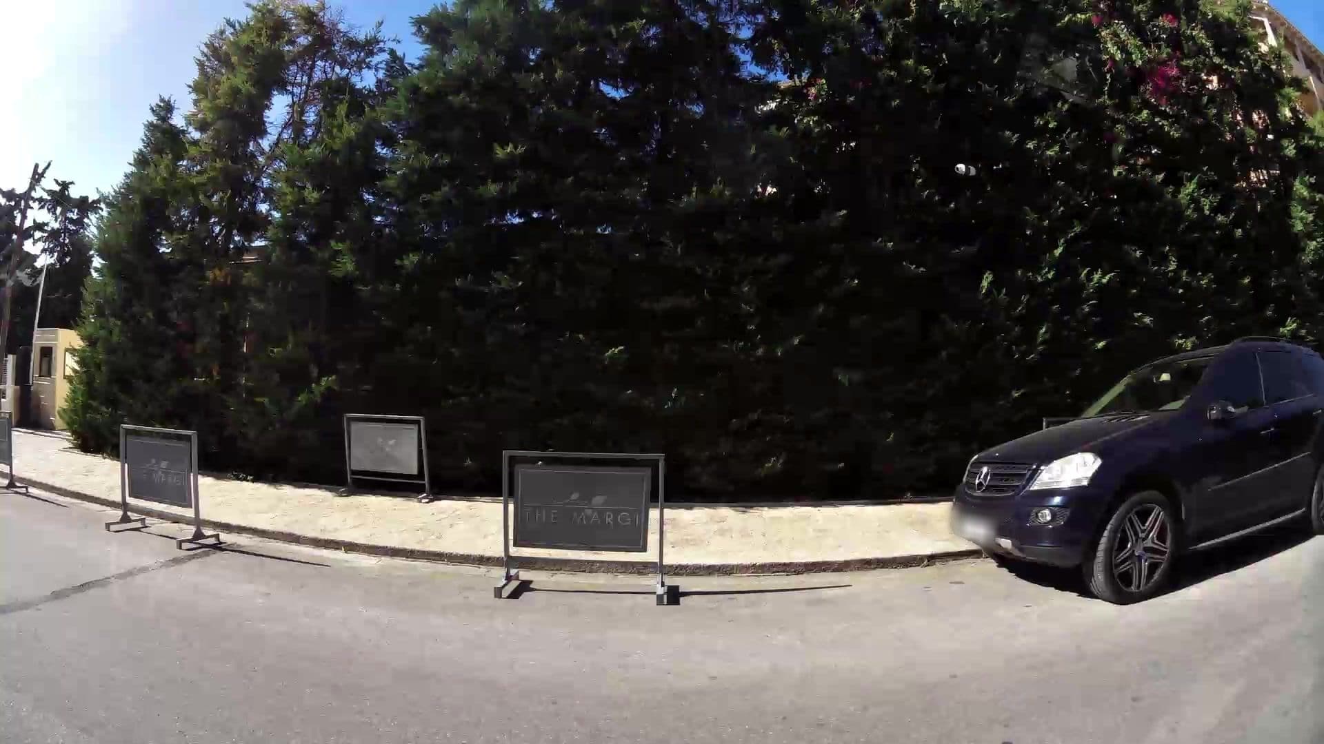 Street view near The Margi Pool, Vouliagméni — © kaartcam (CC BY-SA · Mapillary)