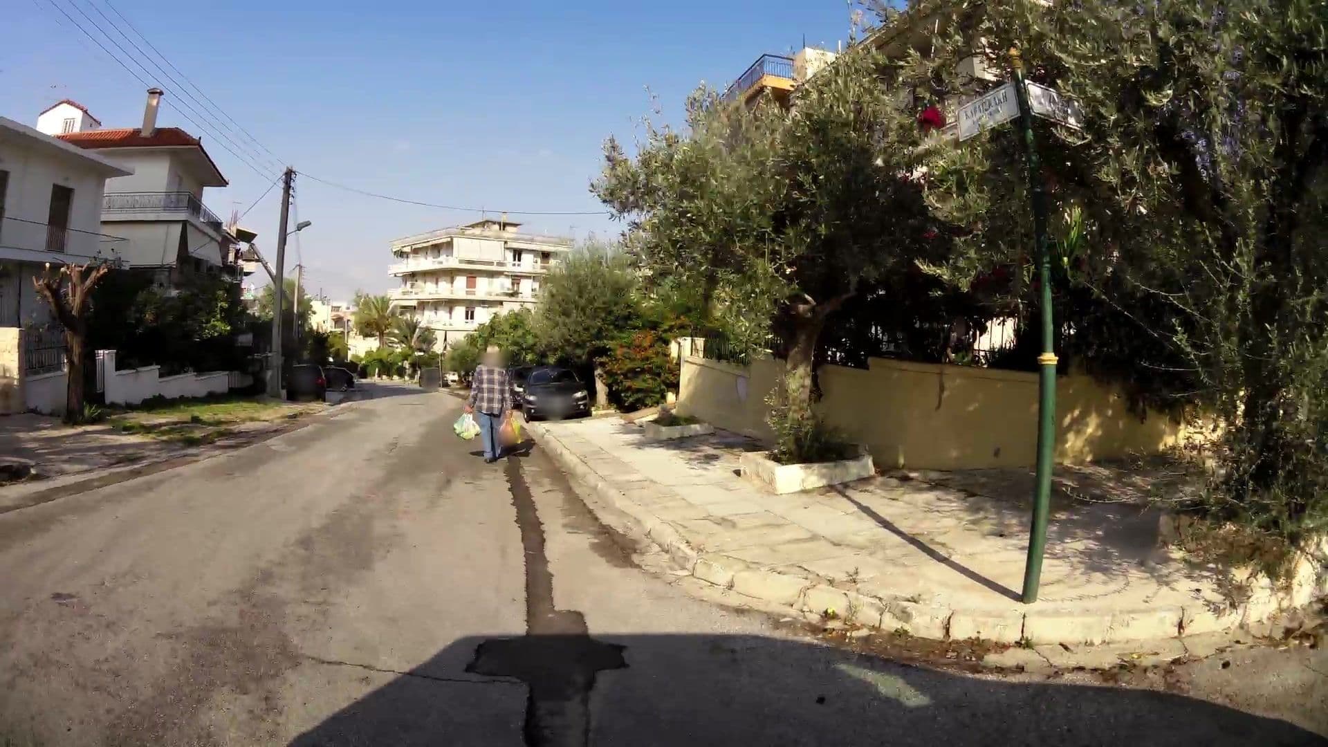 Street view near Αρίων Αστέρας Βουλιαγμένης, Ilioúpoli — © kaartcam (CC BY-SA · Mapillary)