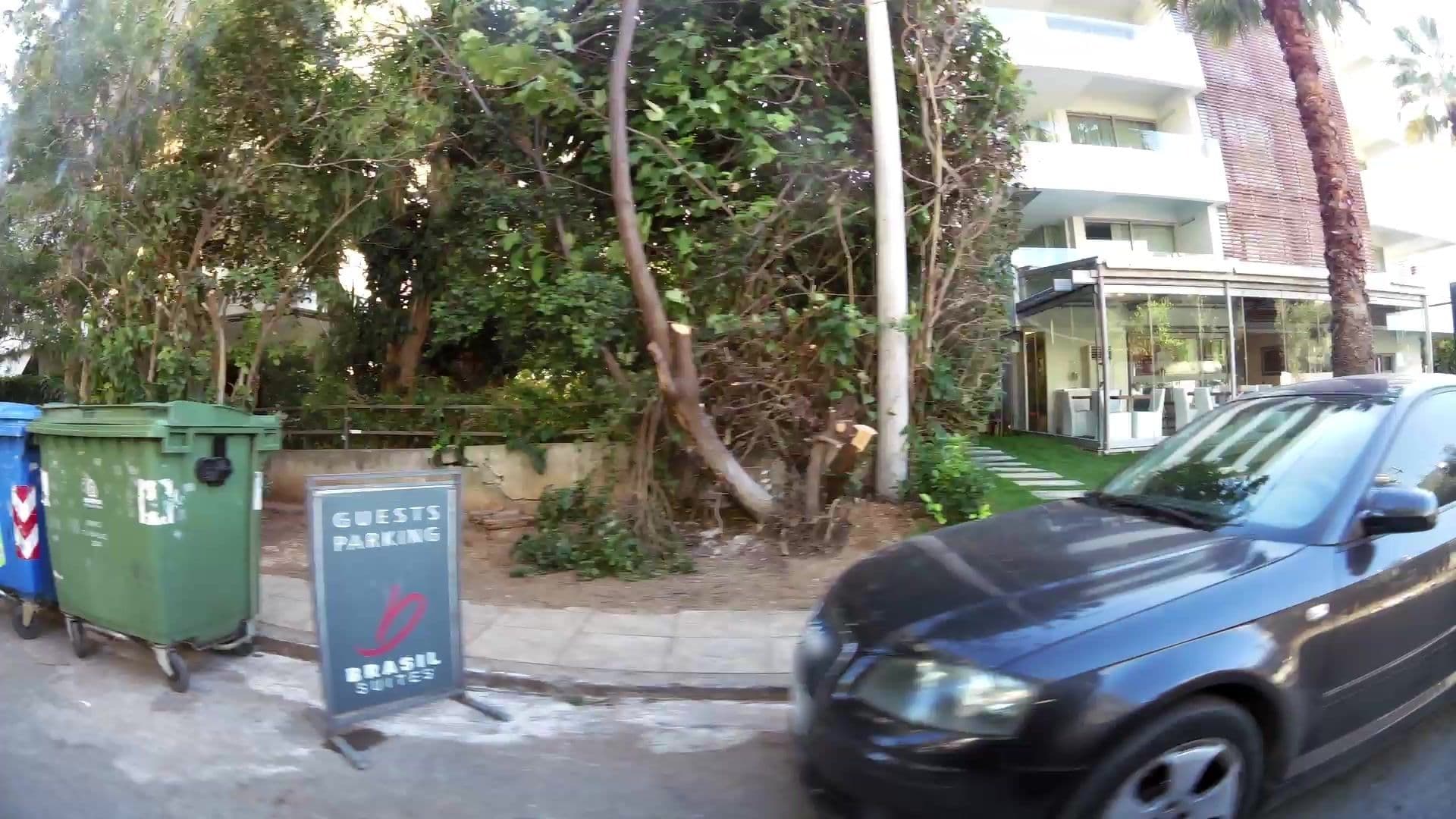 Street view near Brasil Suites Boutique Hotel Athens, Glyfáda — © kaartcam (CC BY-SA · Mapillary)