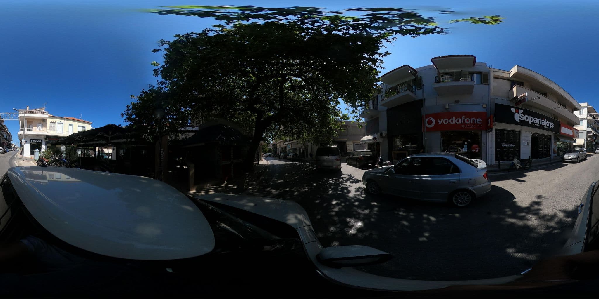 Street view near Tipaldos Resort, Kiáto — © efikour (CC BY-SA · Mapillary)