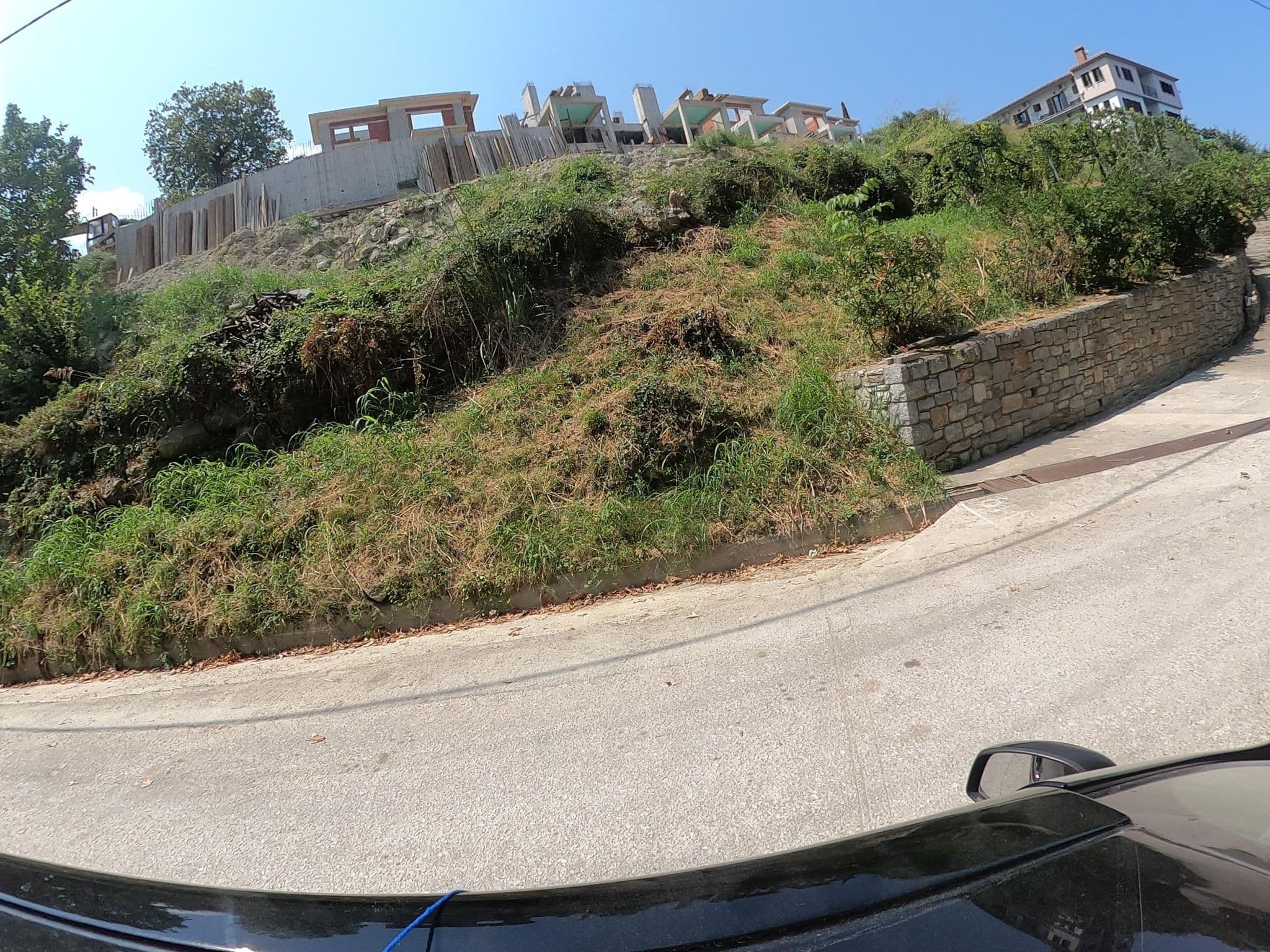 Street view near Αίολοσ Ξενοδοχείο, Zagorá — © geraki (CC BY-SA · Mapillary)