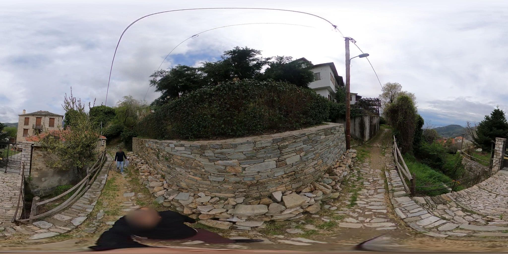 Street view near "Iliopetra" Luxury Suites, Áno Lekhónia — © RoikosSA (CC BY-SA · Mapillary)