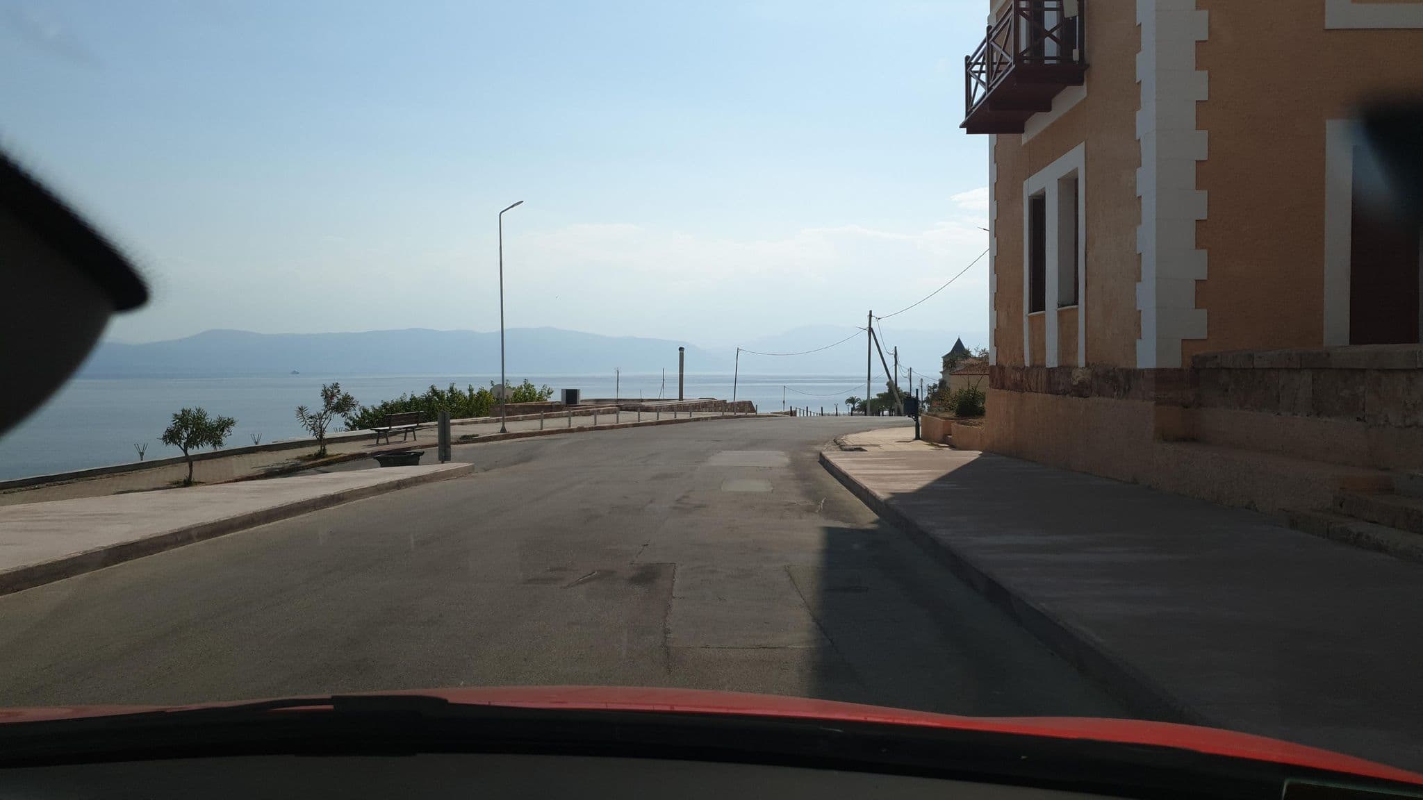 Street view near 9queens, Loutrá Aidhipsoú — © yannakis (CC BY-SA · Mapillary)