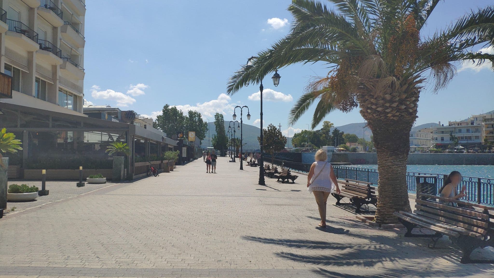 Street view near Best Western Lucy Hotel, Chalkída — © pppetros (CC BY-SA · Mapillary)
