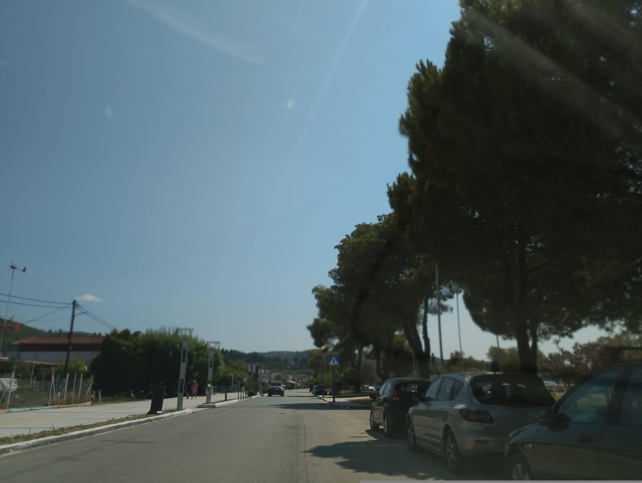 Street view near Hotel Amarillis, Artemísio — © George_210 (CC BY-SA · Mapillary)