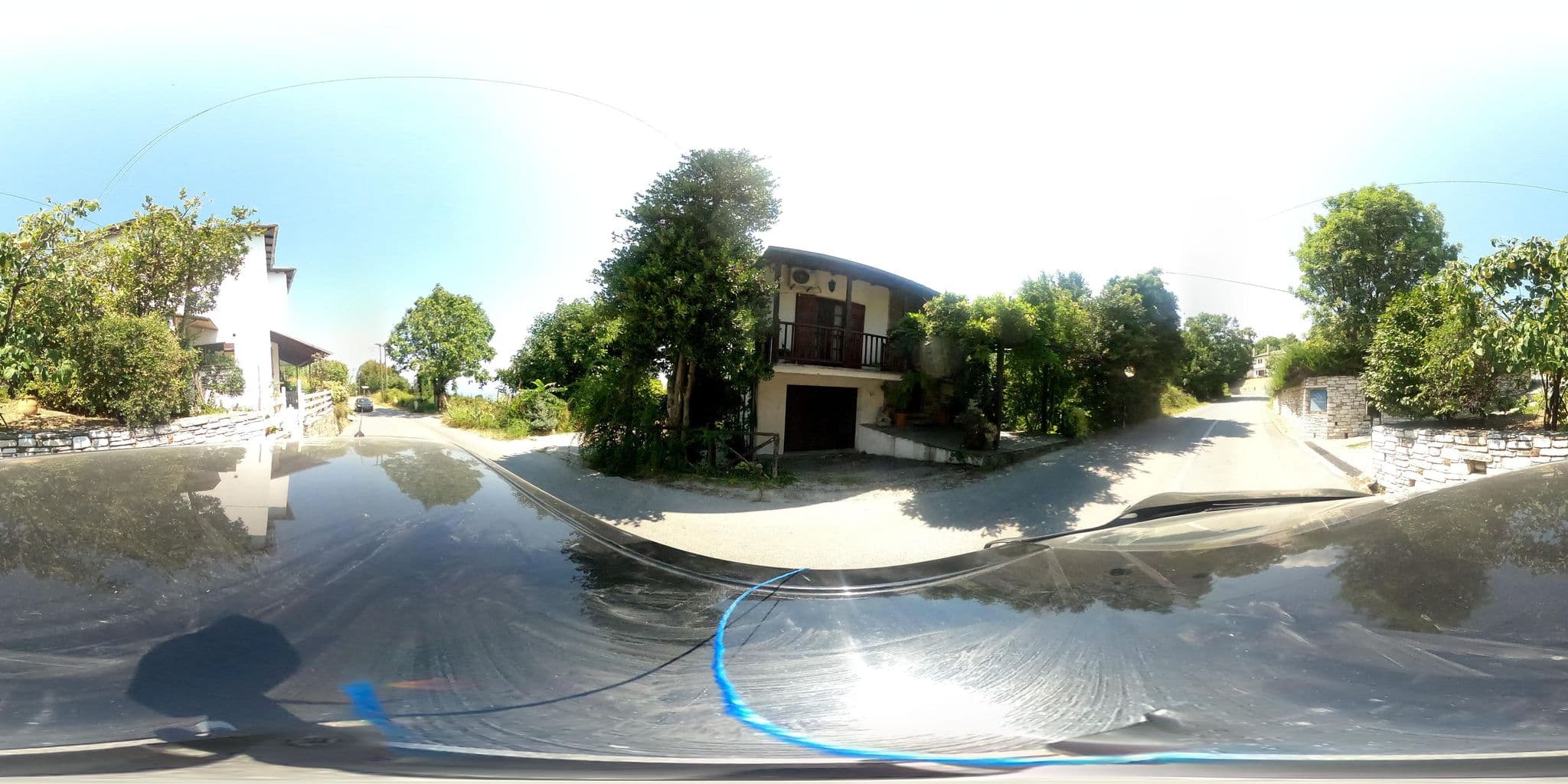 Street view near Αντις Ονειρου, Mouresi — © geraki (CC BY-SA · Mapillary)