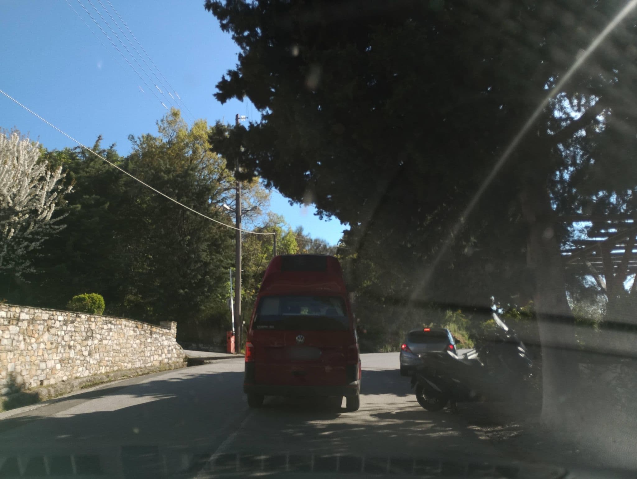 Street view near Πετρινο, Portariá — © George_210 (CC BY-SA · Mapillary)