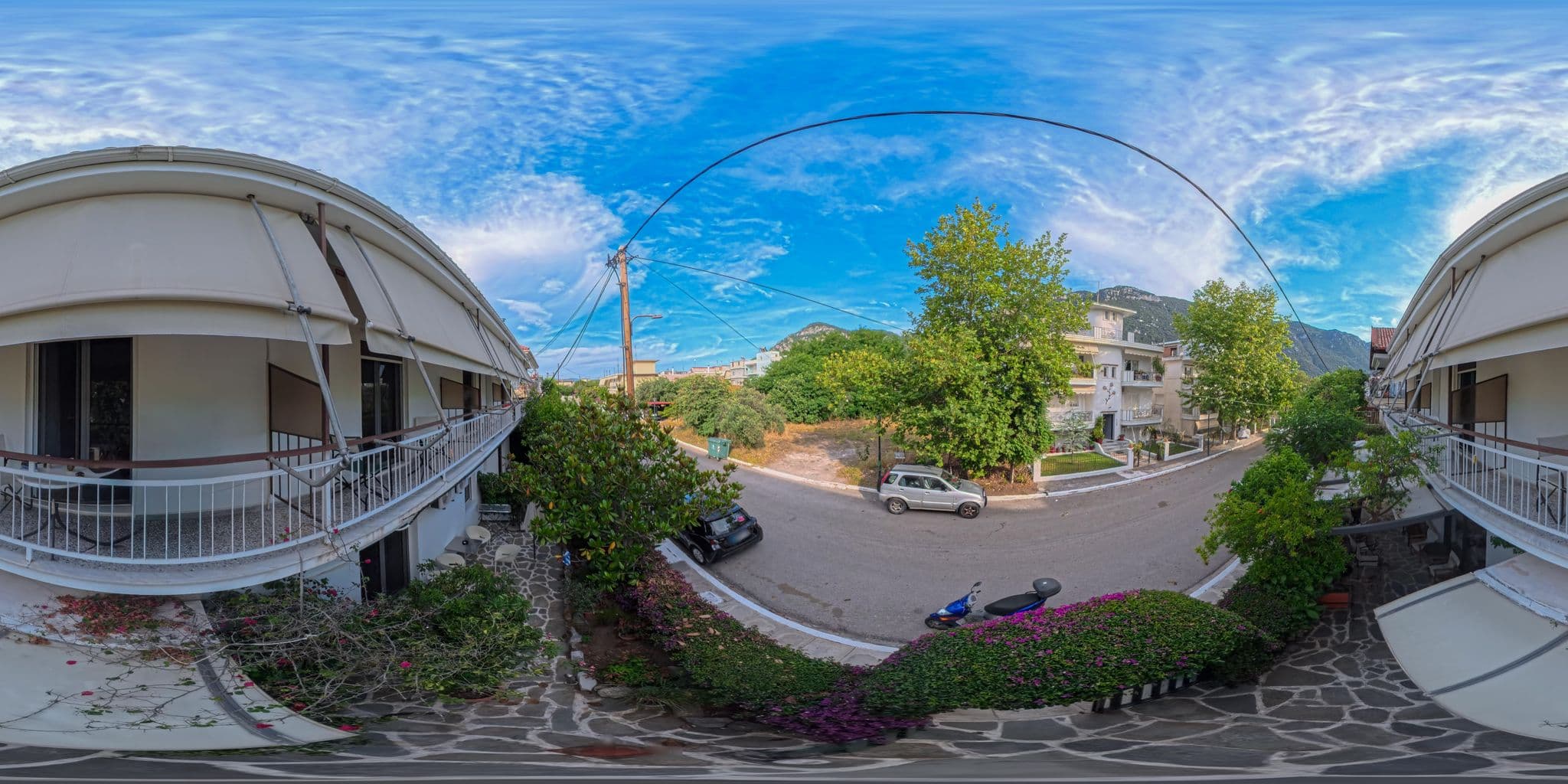 Street view near Hotel Ritsa, Kaména Voúrla — © algirdasc (CC BY-SA · Mapillary)