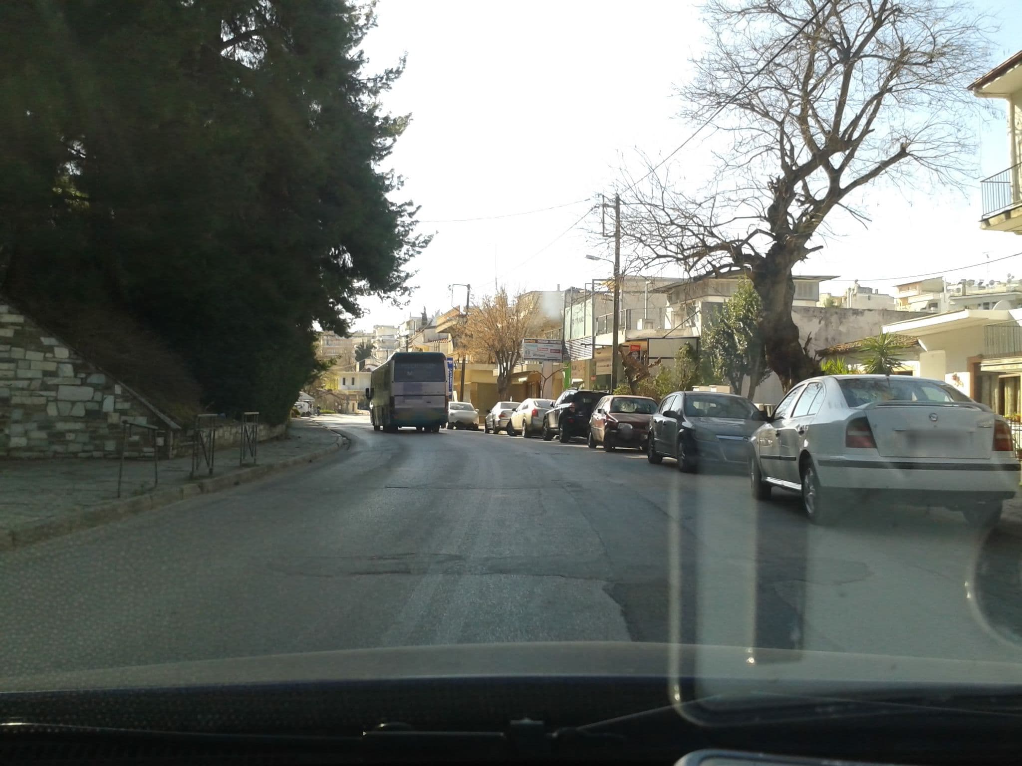 Street view near Hotel Meletiou - Μελετιου Γεωργιοσ, Thívai — © pppetros (CC BY-SA · Mapillary)