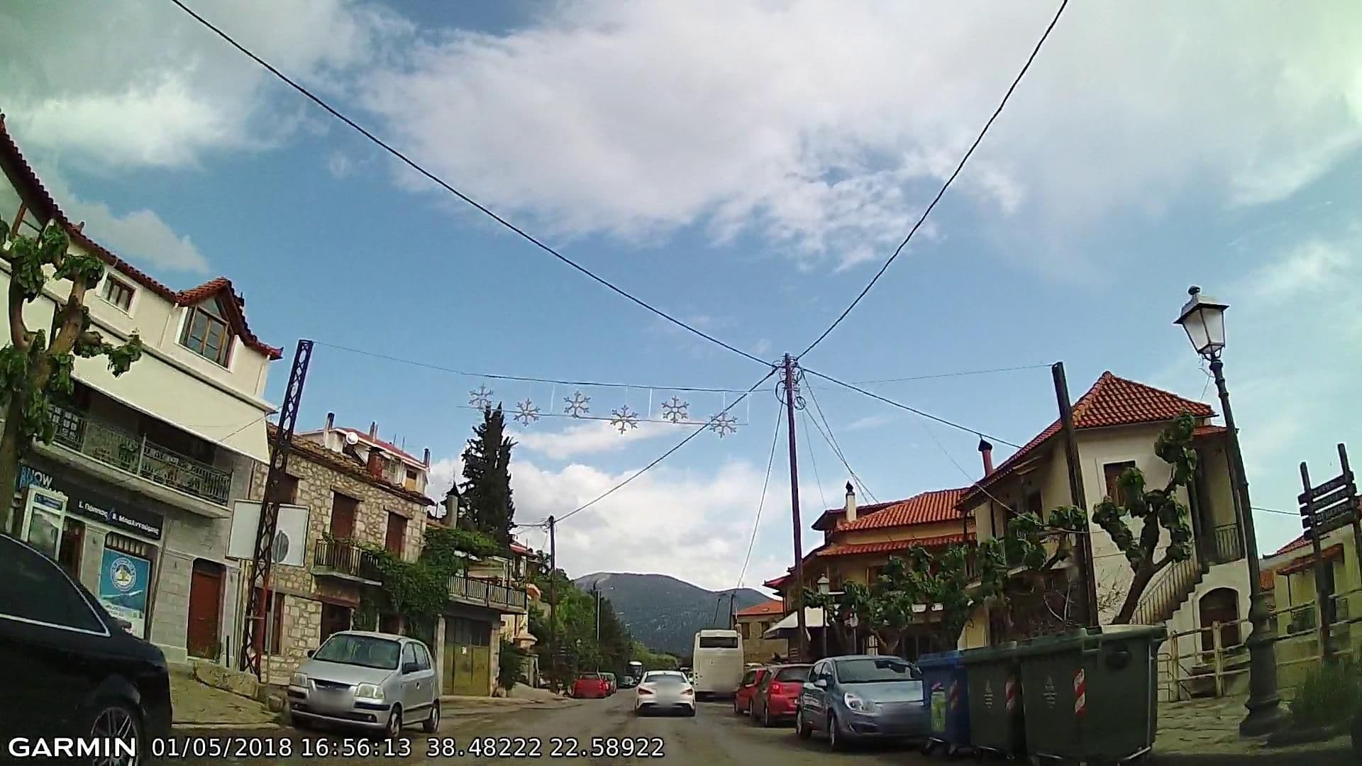Street view near Paeonia Arachova, Aráchova — © pppetros (CC BY-SA · Mapillary)