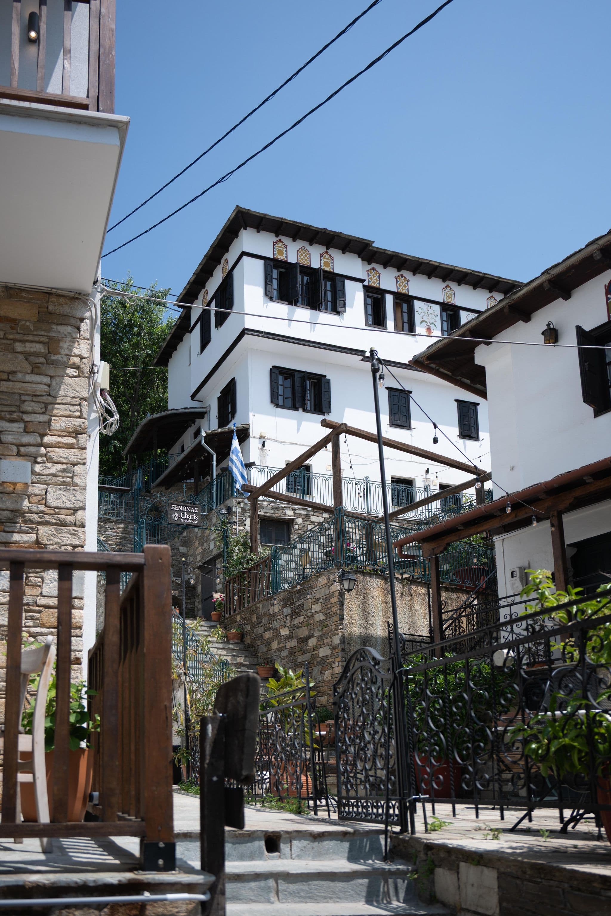 Street view near Αρχοντικό Κοίλια, Portariá — © algirdasc (CC BY-SA · Mapillary)