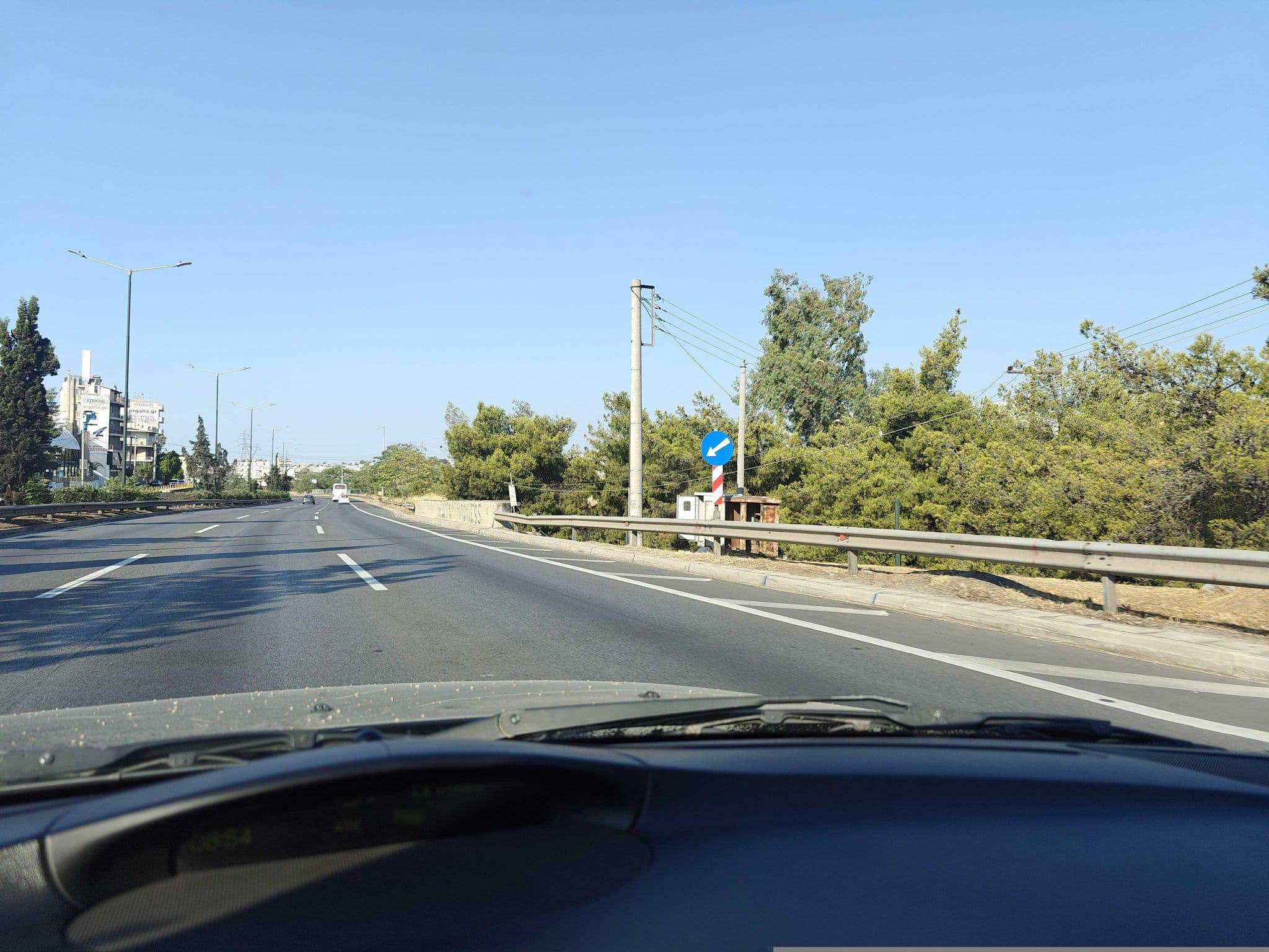 Street view near Bora Bora, Néa Filadélfeia — © grkpete (CC BY-SA · Mapillary)