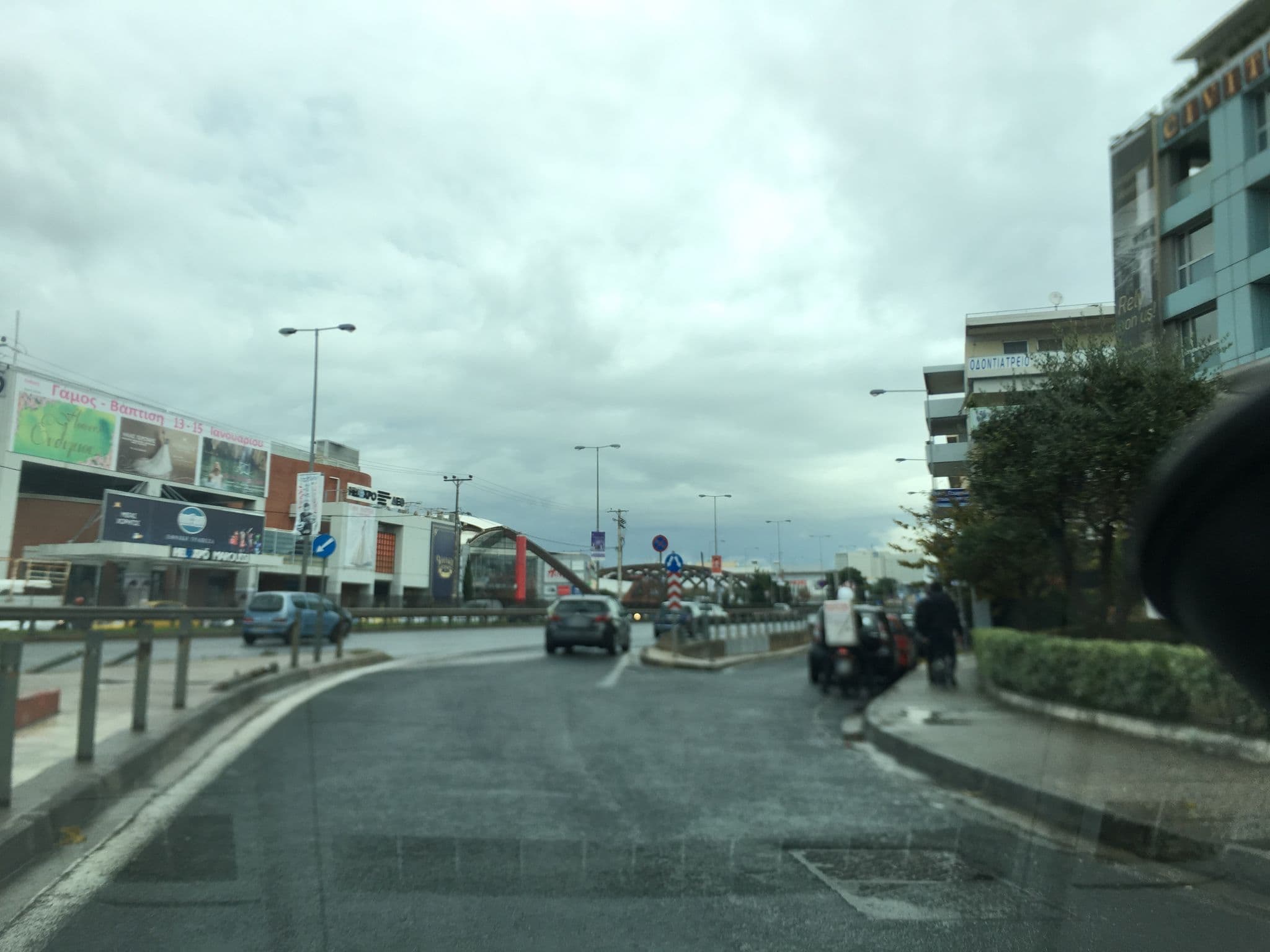 Street view near Civitel Olympic Hotel, Khalándrion — © wazer (CC BY-SA · Mapillary)