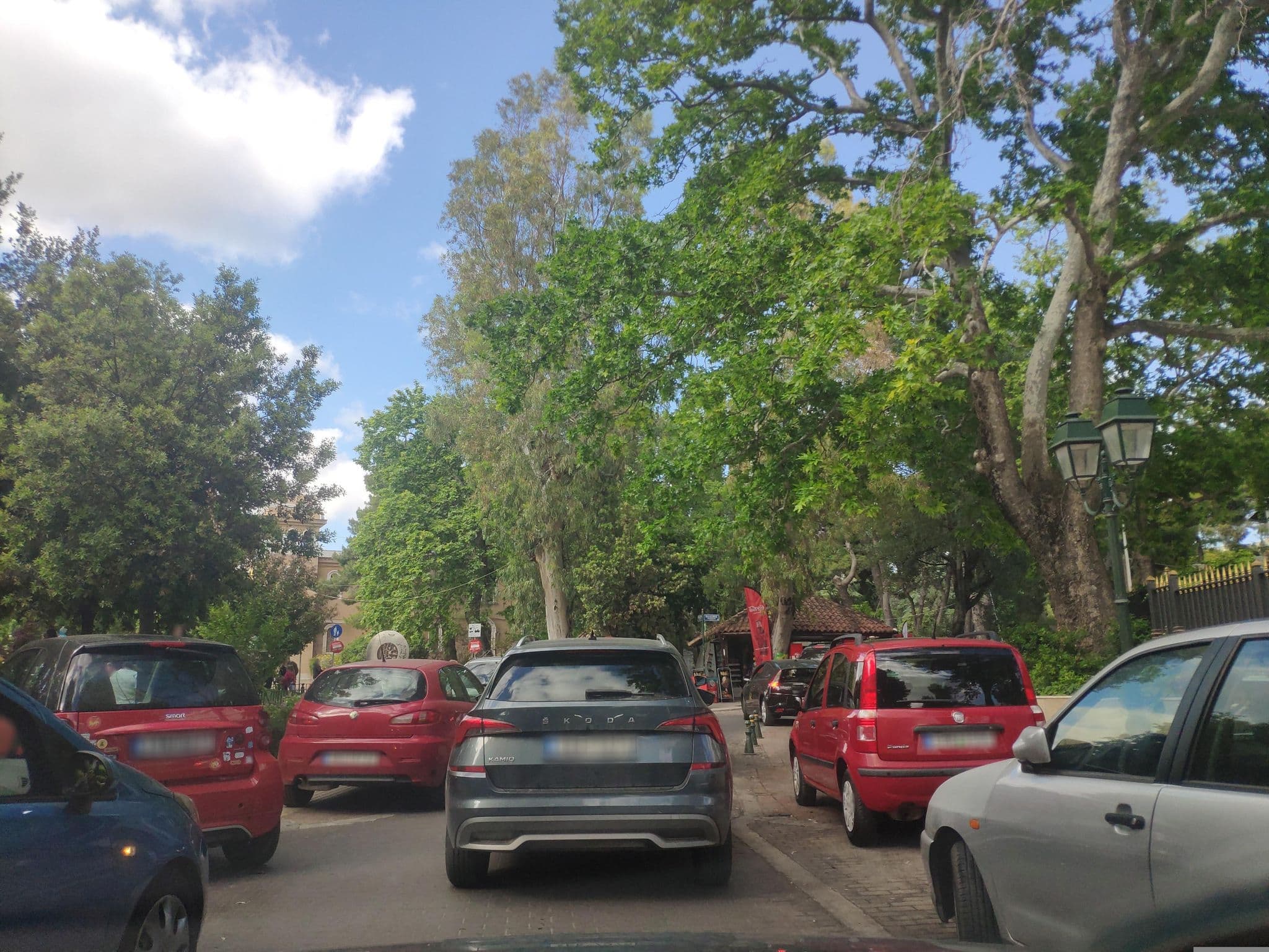 Street view near Theoxenia House Hotel Kifissia, Kifisiá — © pppetros (CC BY-SA · Mapillary)