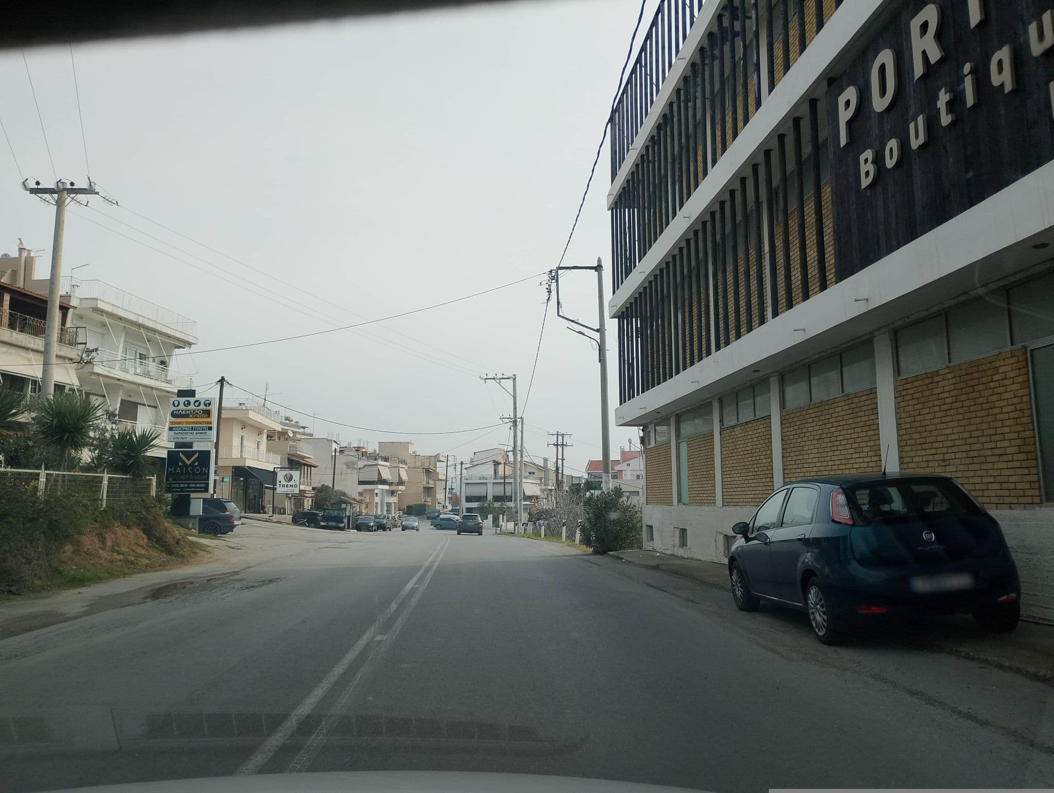 Street view near Porto Evia Boutique Hotel, Amárynthos — © George_210 (CC BY-SA · Mapillary)