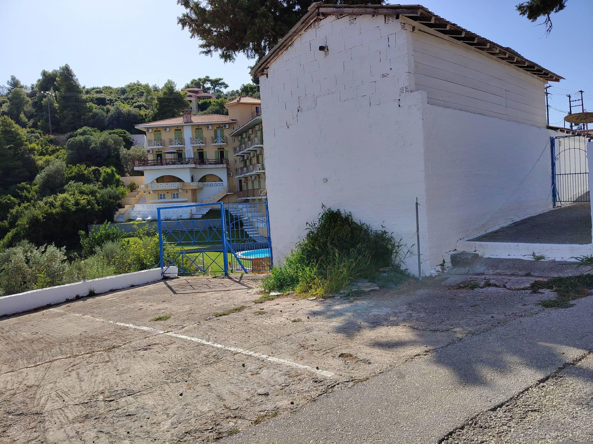 Street view near Panagiota Apartments, Skópelos — © majovajo (CC BY-SA · Mapillary)