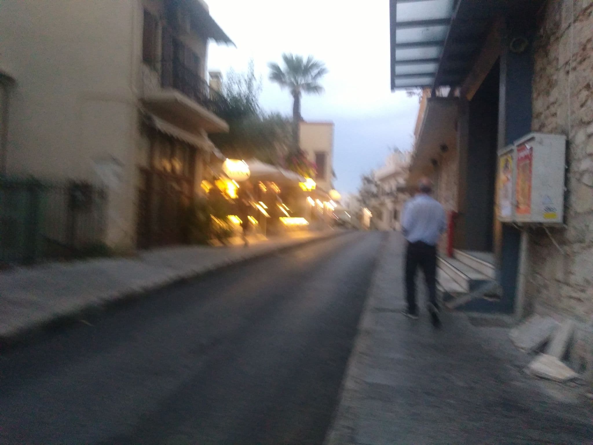 Street view near Palazzino Di Corina, Rethymno — © agilob (CC BY-SA · Mapillary)