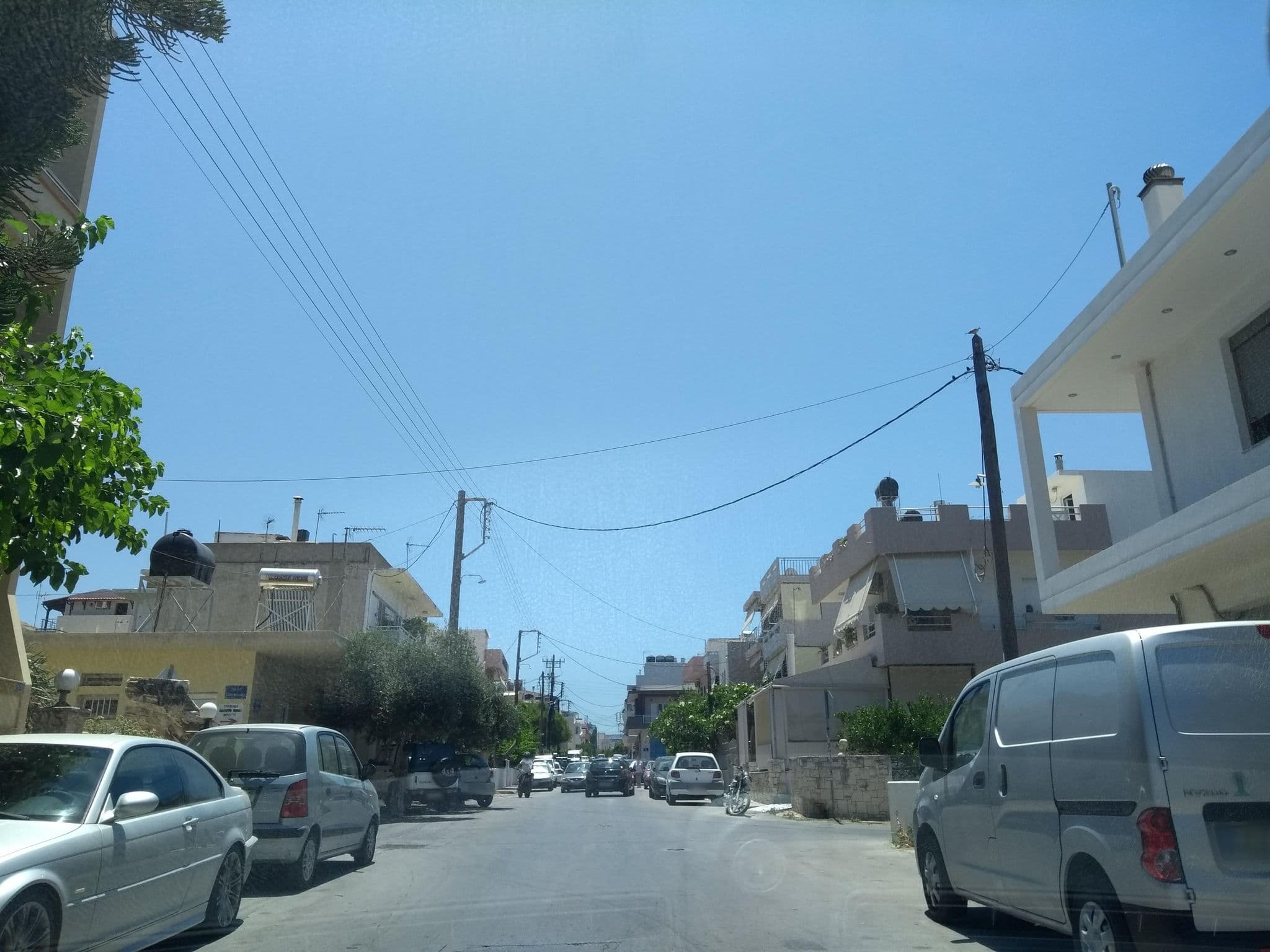 Street view near Sofia Hotel Heraklion, Néa Alikarnassós — © thetornado76 (CC BY-SA · Mapillary)