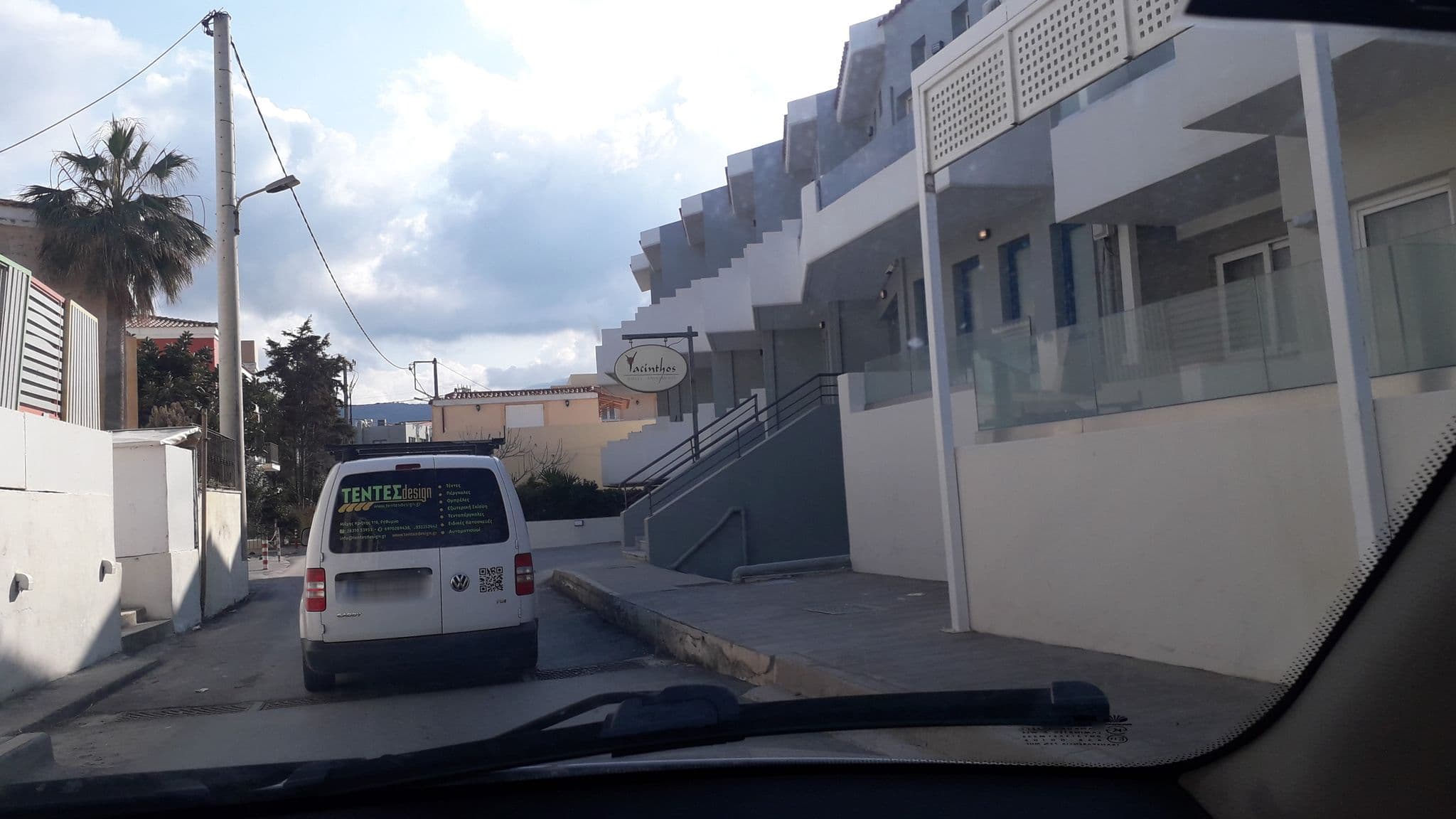 Street view near Yacinthos hotel, Rethymno — © jte (CC BY-SA · Mapillary)