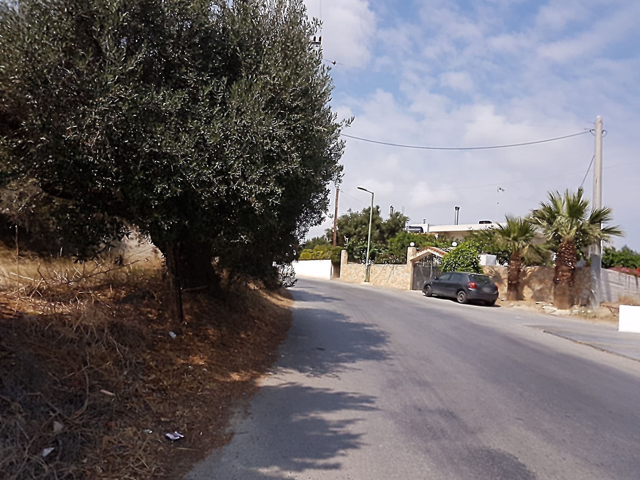 Street view near Mastorakis hotel, Limín Khersonísou — © medix (CC BY-SA · Mapillary)