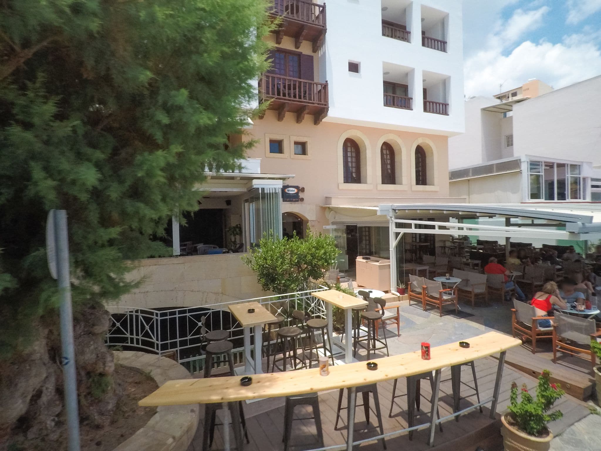 Street view near Hotel Pagalos, Ágios Nikólaos — © esario (CC BY-SA · Mapillary)