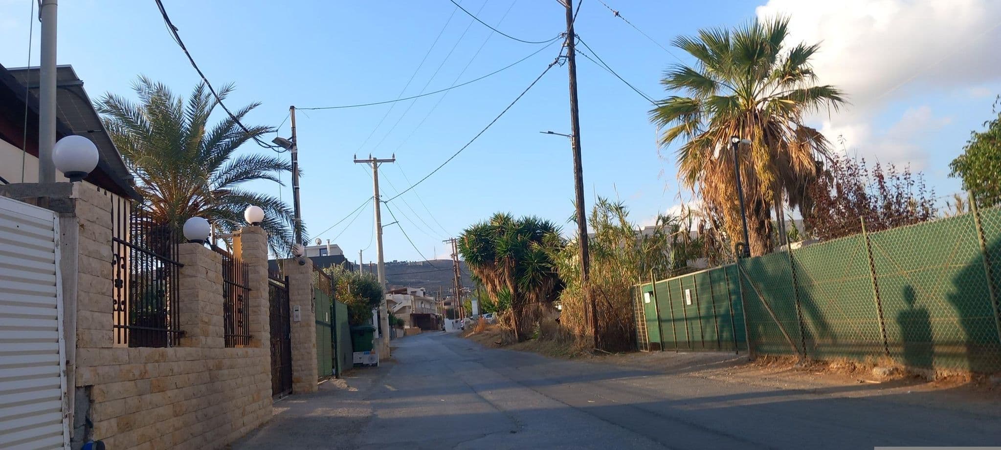 Street view near sofia’s house, Kokkíni Cháni — © rskedgell (CC BY-SA · Mapillary)