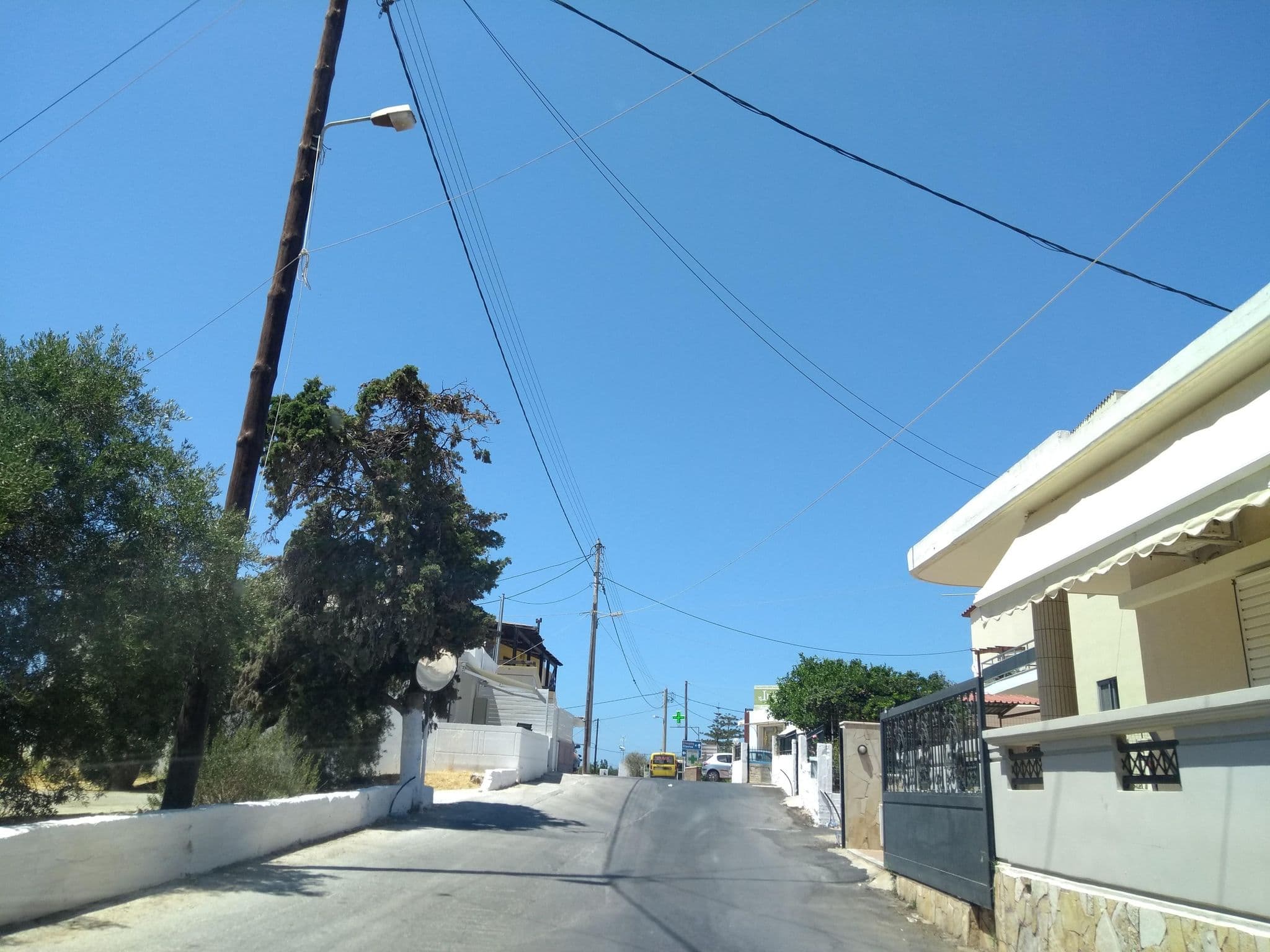 Street view near Villa Venetiana Apartments, Pithári — © thetornado76 (CC BY-SA · Mapillary)