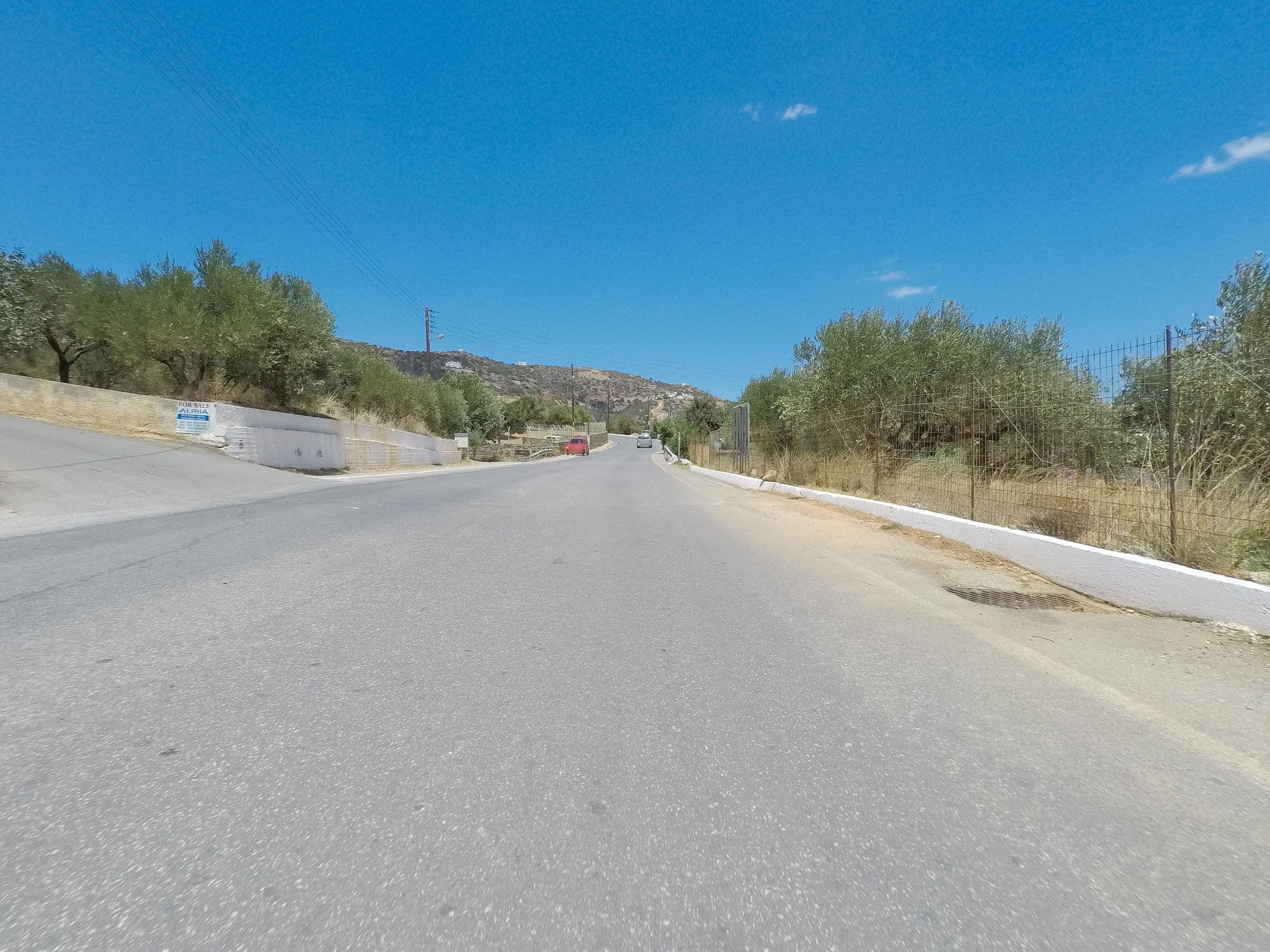 Street view near Mirabella Apartments, Ágios Nikólaos — © esario (CC BY-SA · Mapillary)